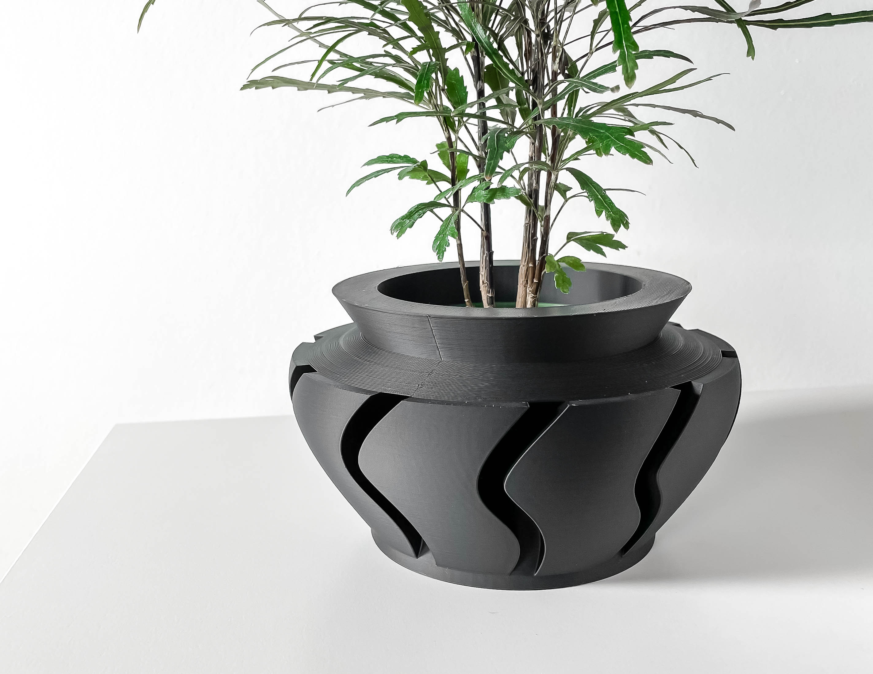 The Inero Planter Pot with Drainage: Tray & Stand Included | Modern and Unique Home Decor for Plants and Succulents | STL File