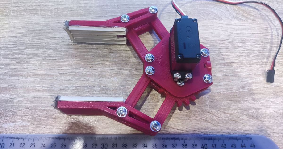 Large parallel servo claw by Stanislau Shchahliak Download free