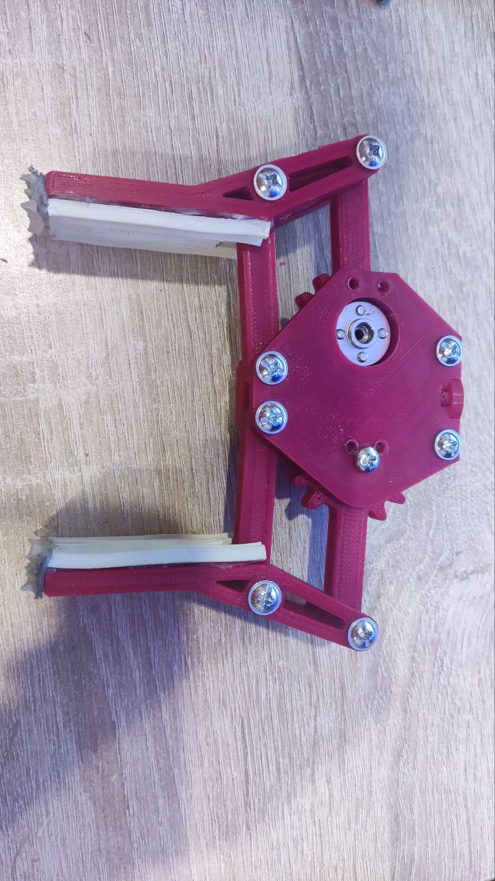 Large parallel servo claw por Stanislau Shchahliak Descargar modelo