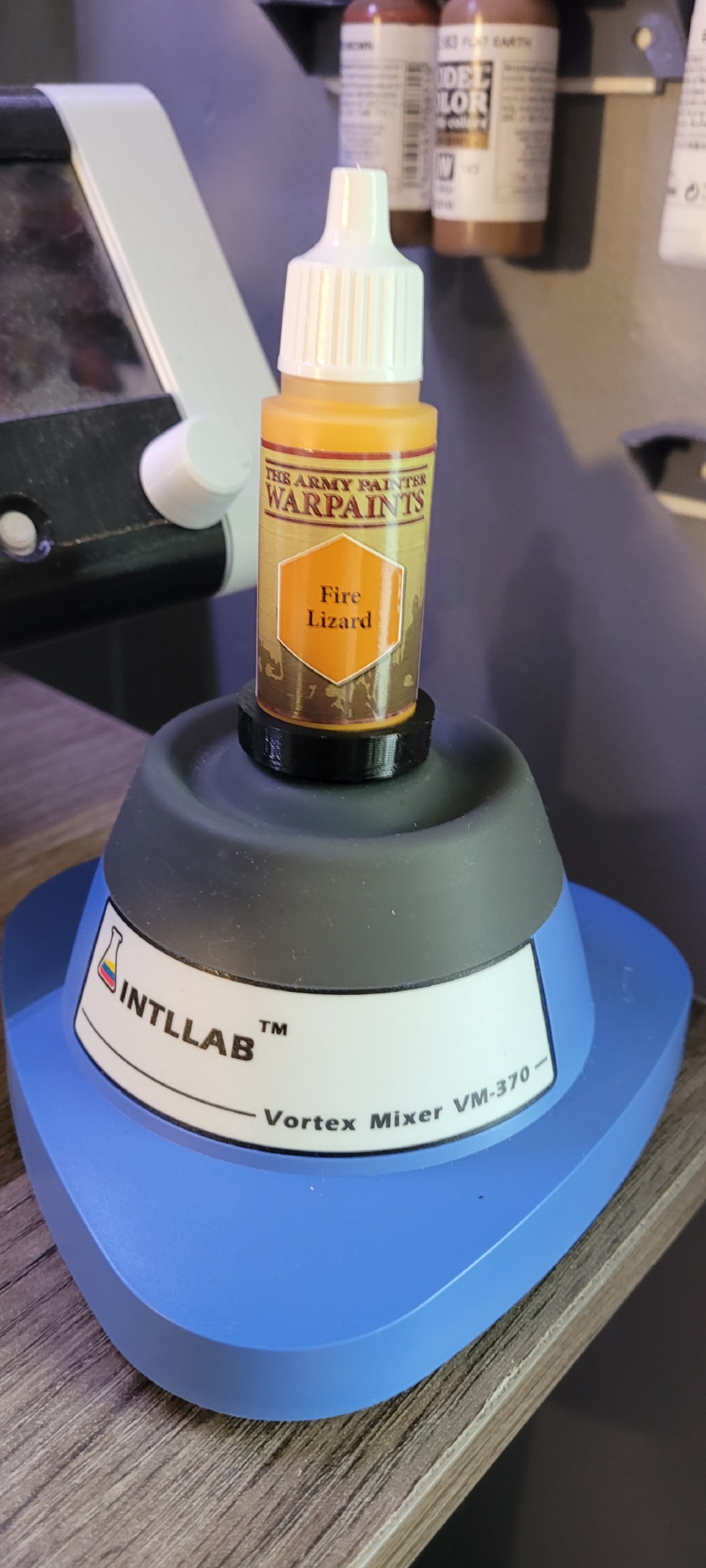 INTLLAB Vortex Mixer Adapter by Ompapamowmow Download free STL model
