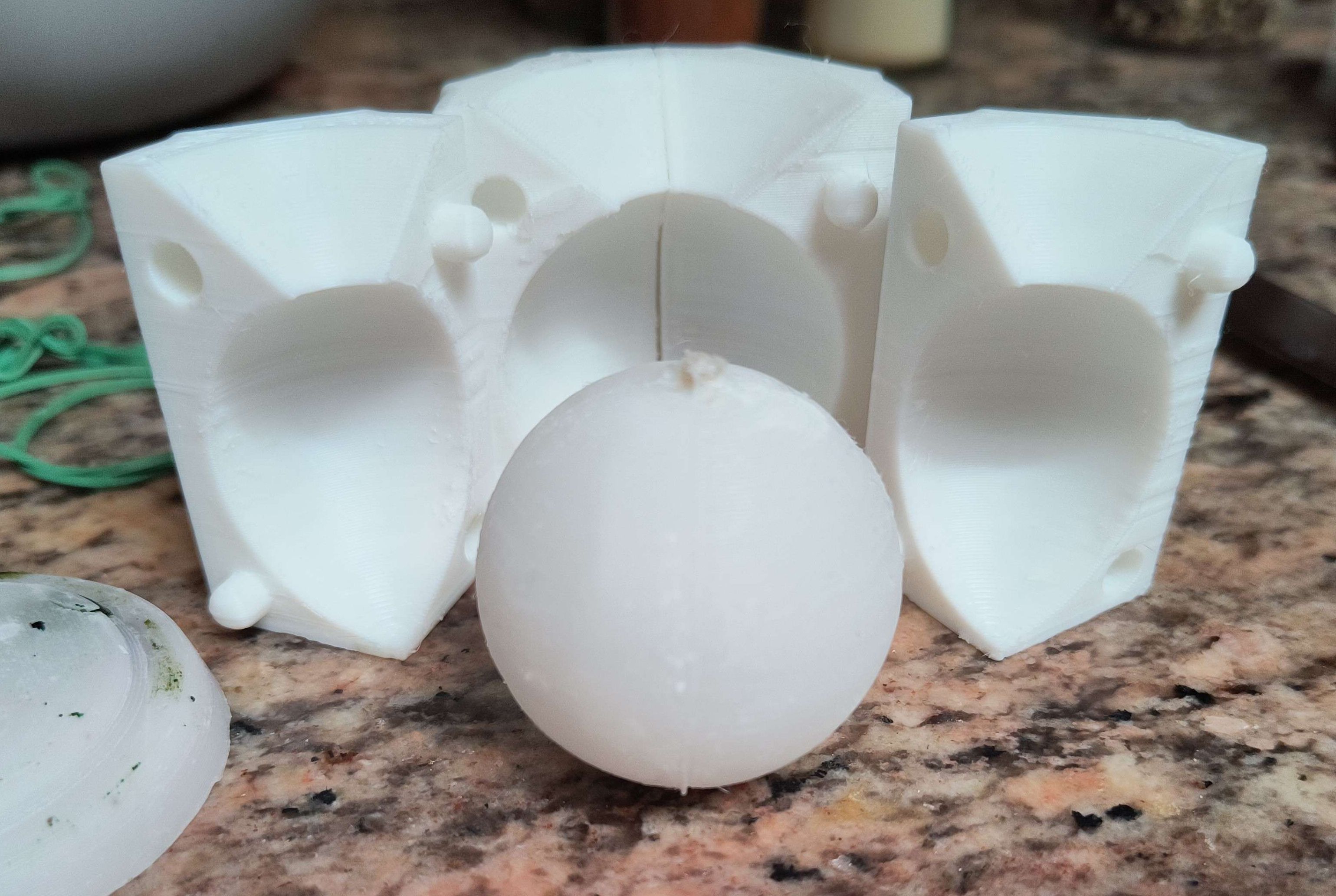 4cm diam sphere mold no screws candle