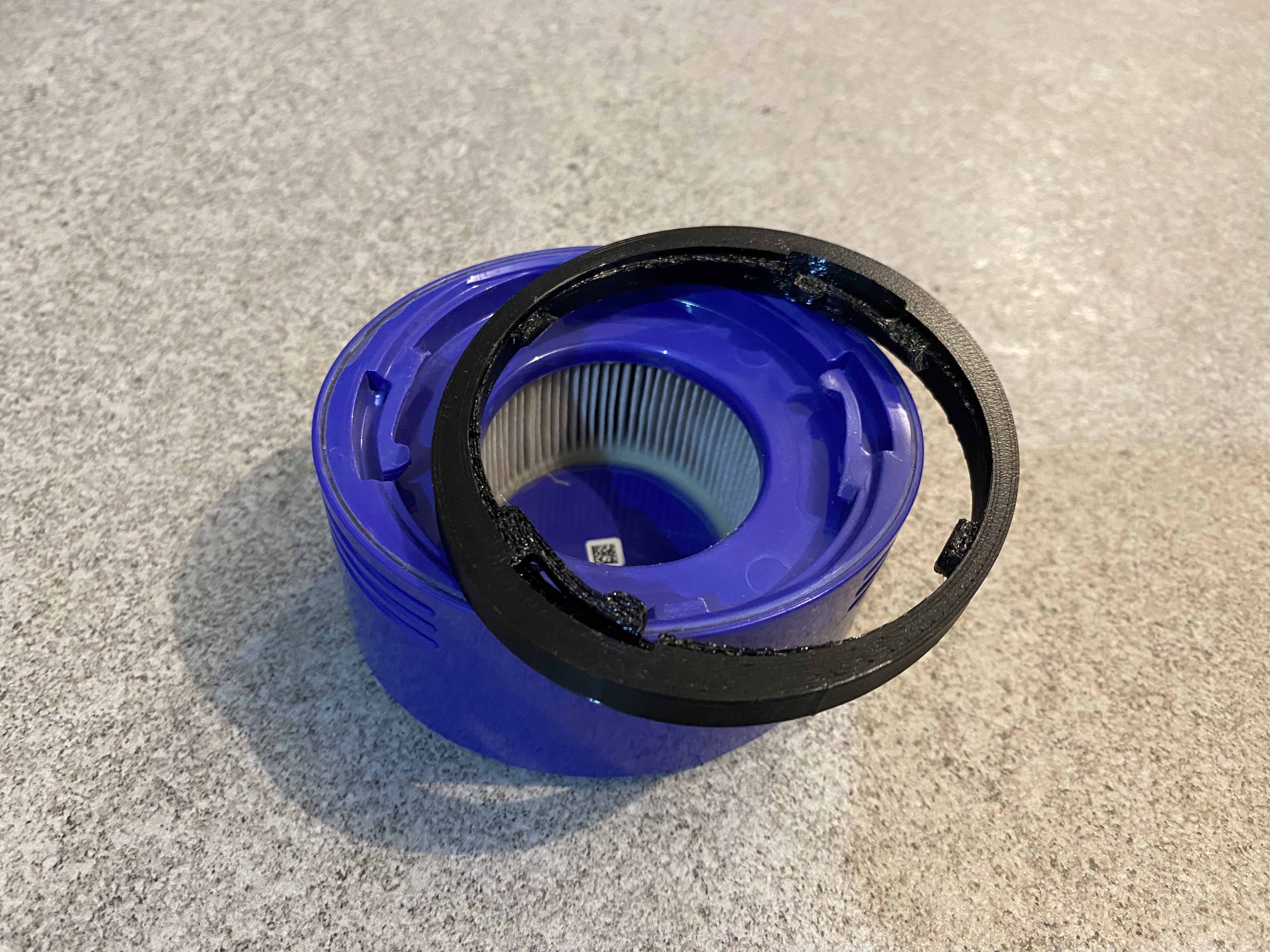 Exhaust mounting bracket for Dyson V8 Vacuum (and possibly other models)