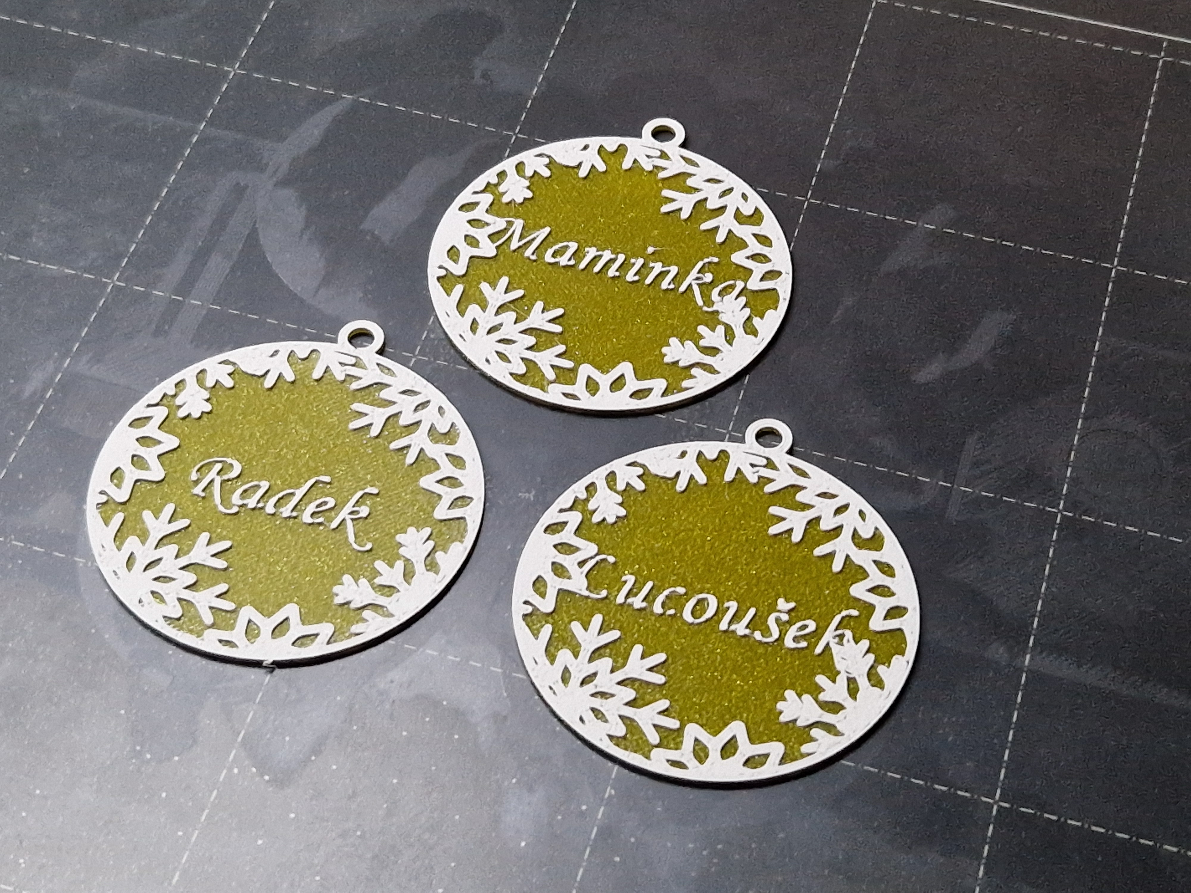 Customizable christmas gift tag snowflake