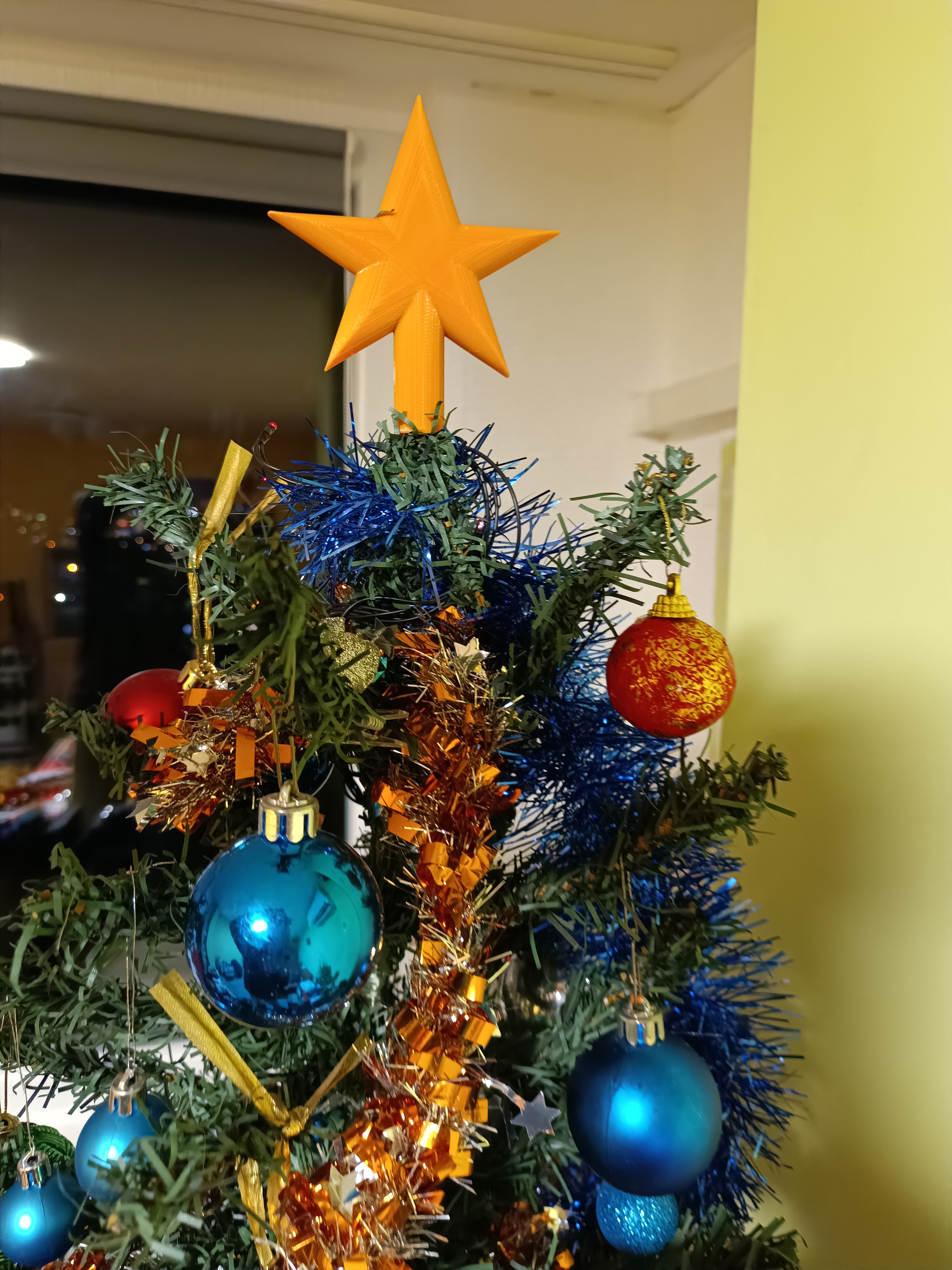 Christmas tree star