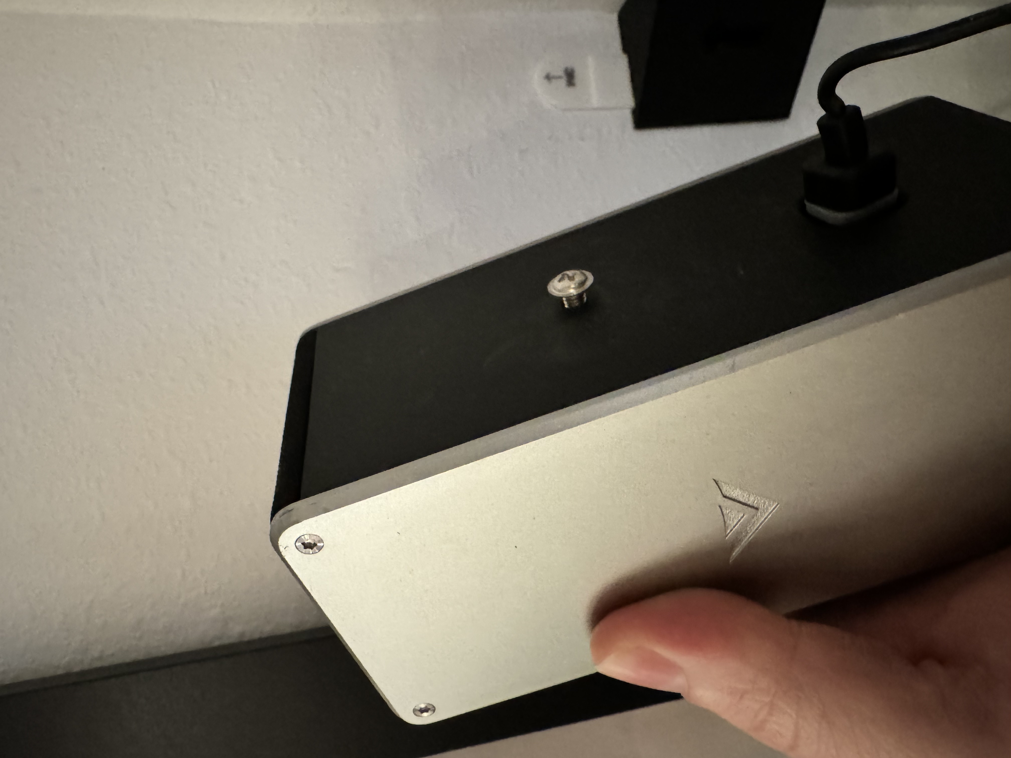 Vizio Satellite (Rear) Speaker Command Strip Mounts by KevDoy