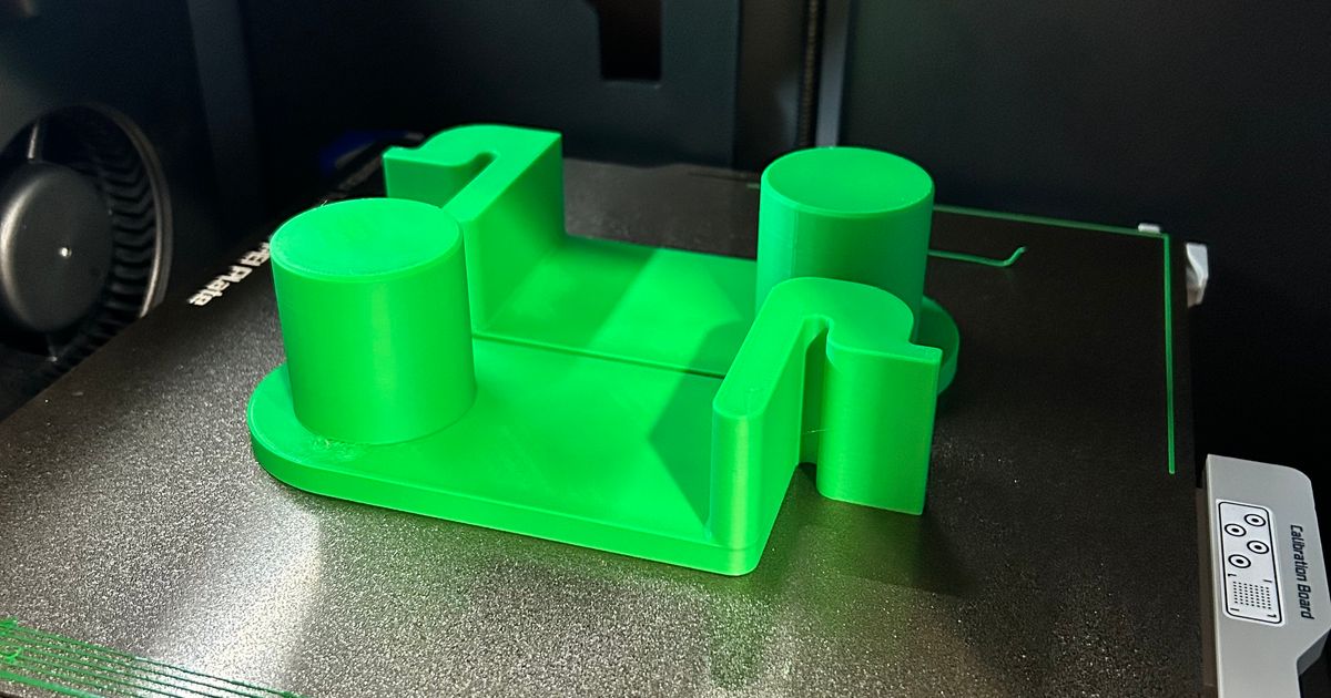 Wire shelving paper towel holderModified by Download