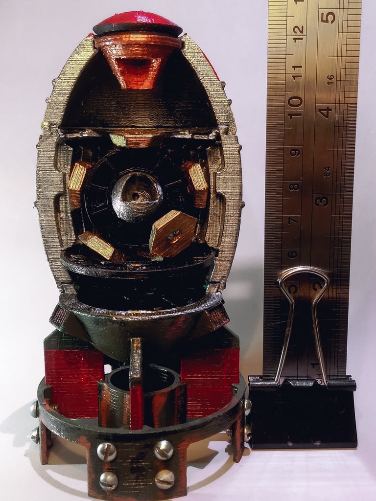 Fallout Mini nuke (with internals)