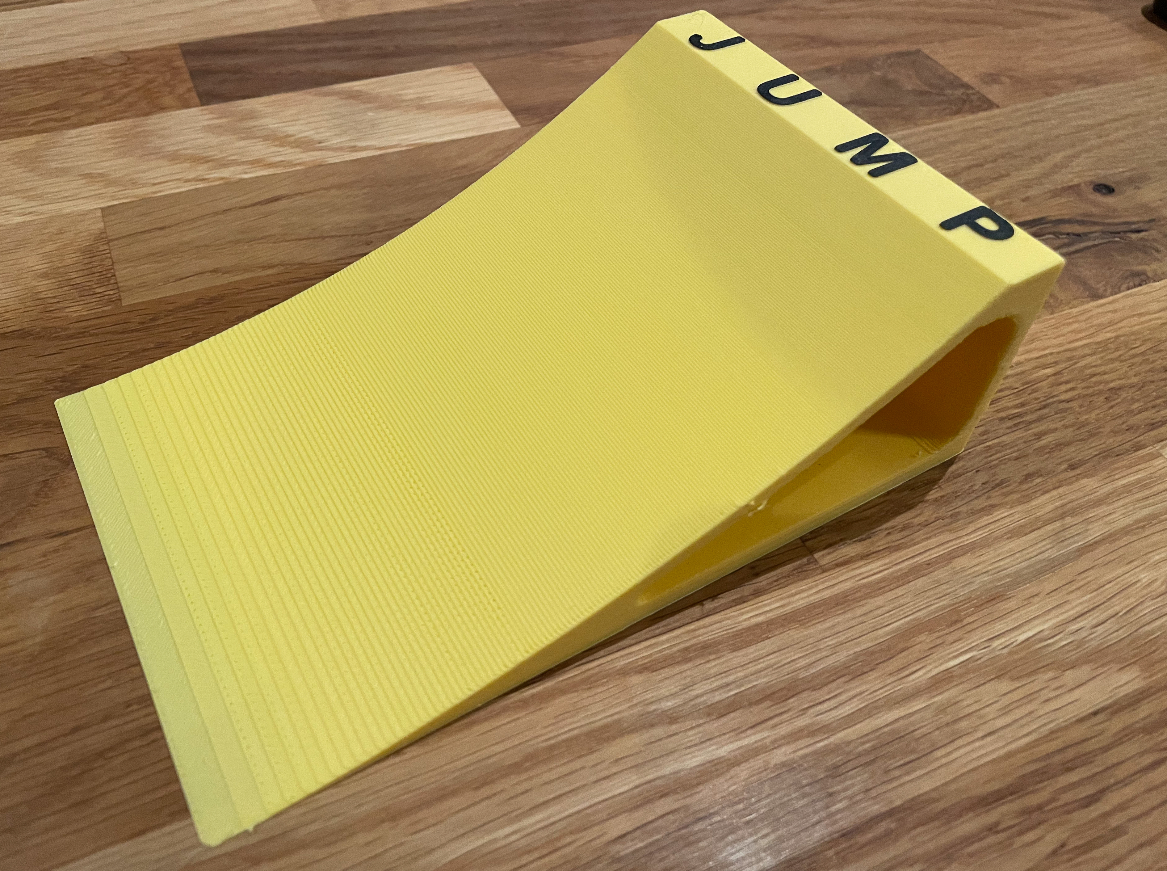 Small ramp for RC or lego racers