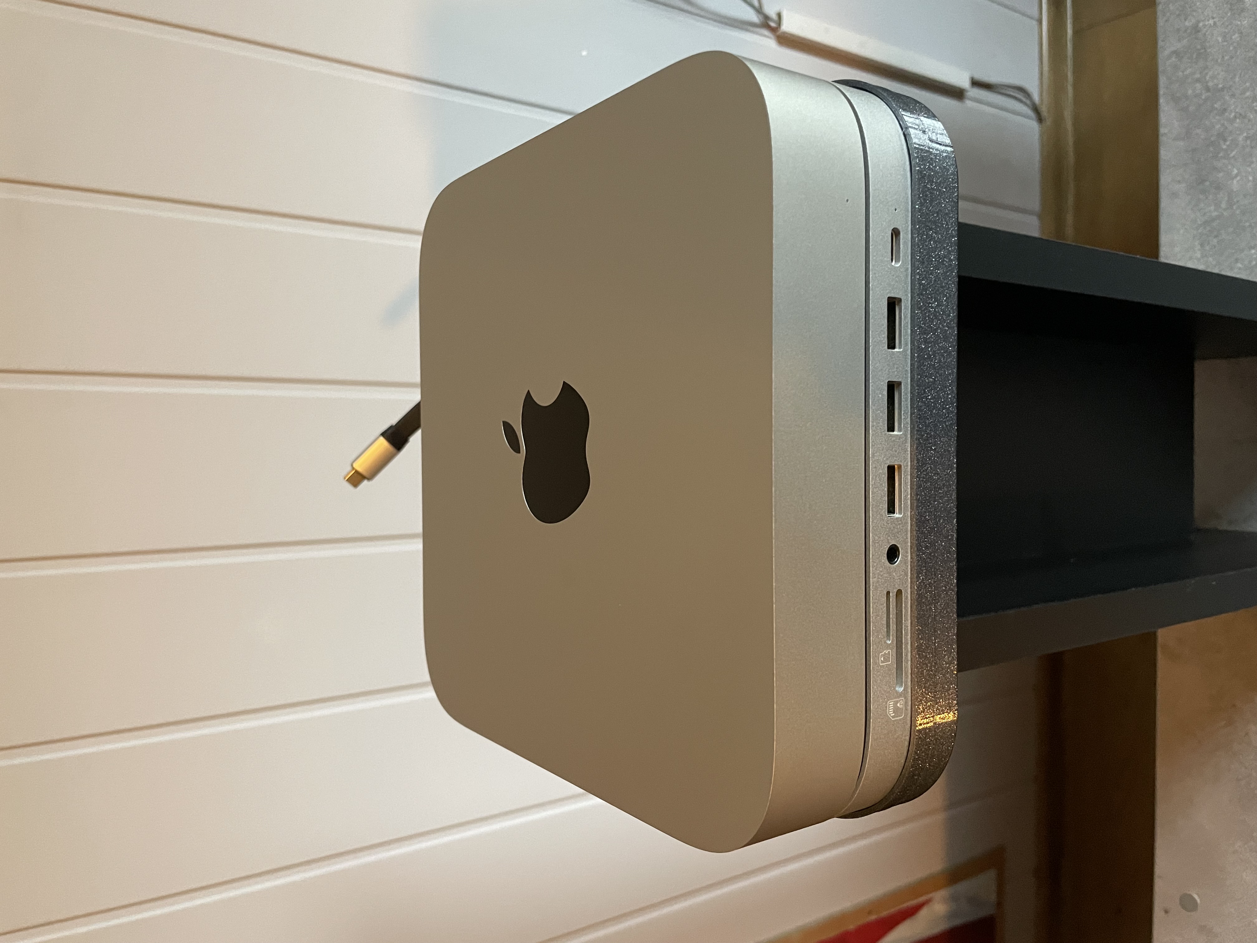 Mac Mini M2 Stand