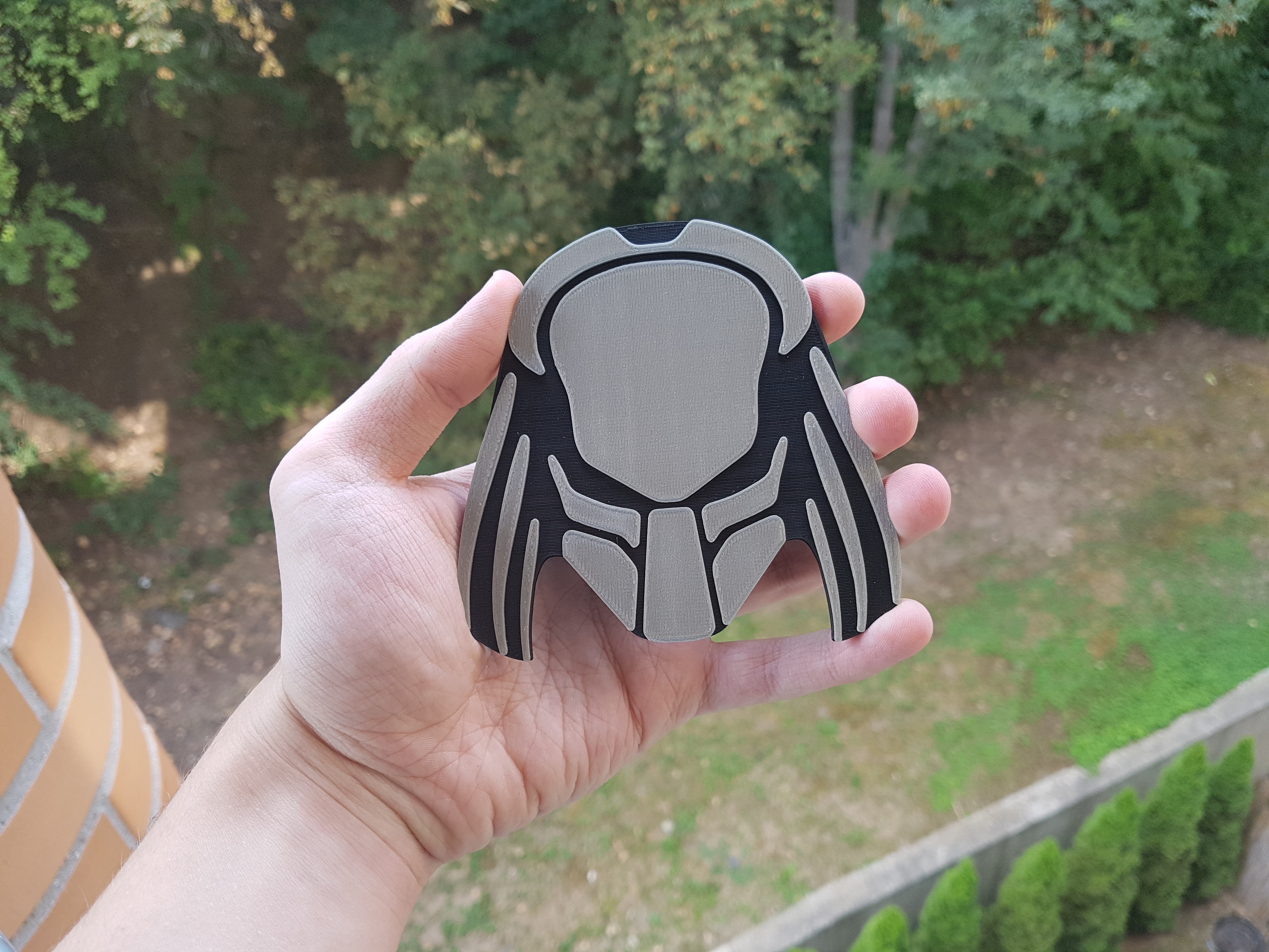Miniatura 2 do modelo 3D Predator Helmet Magnet