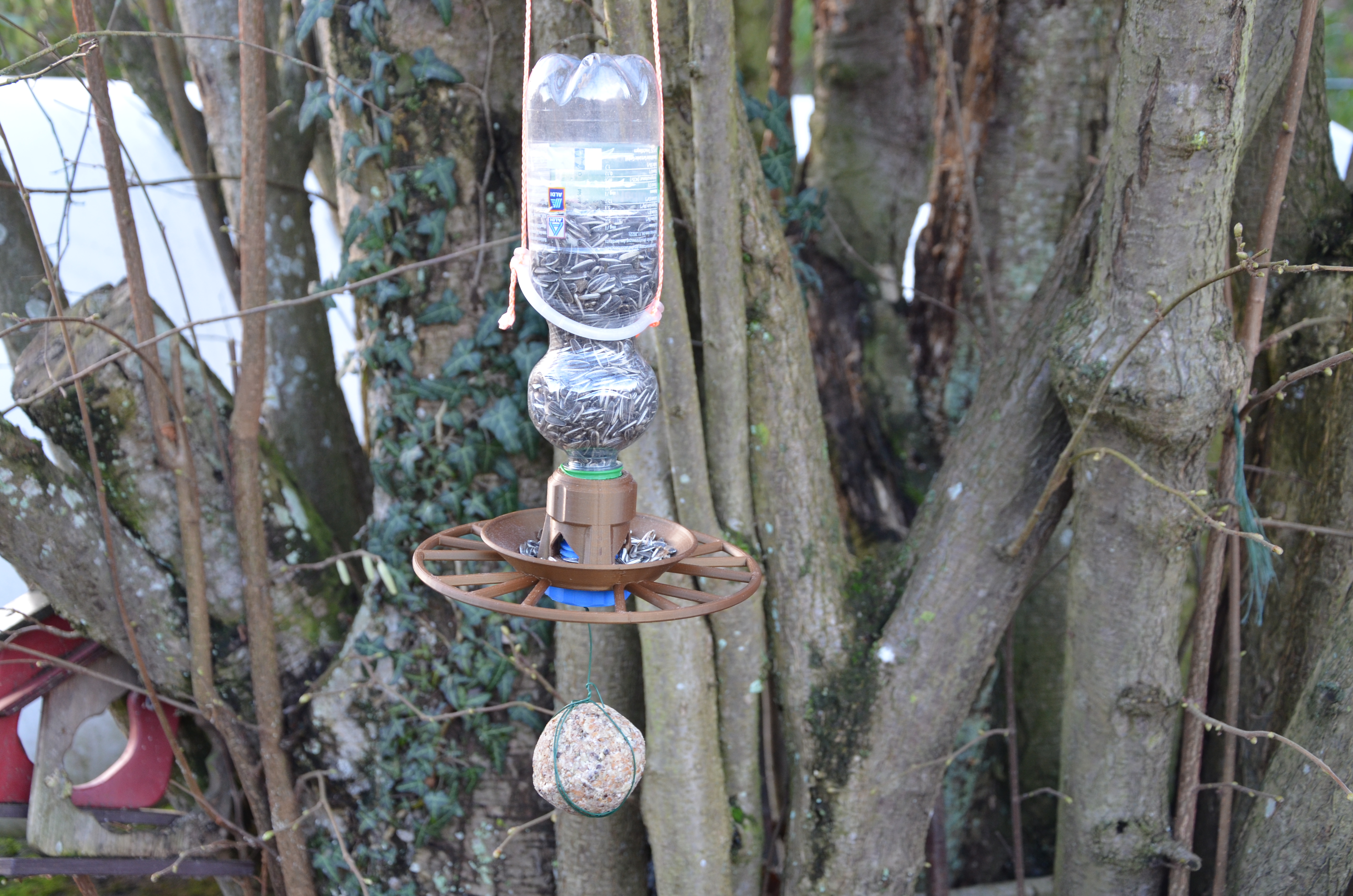 Miniatura 3 do modelo 3D Bird Feeder