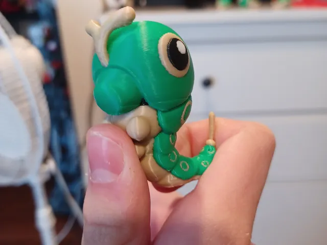 Multicolor caterpie 4 colors Pokémon