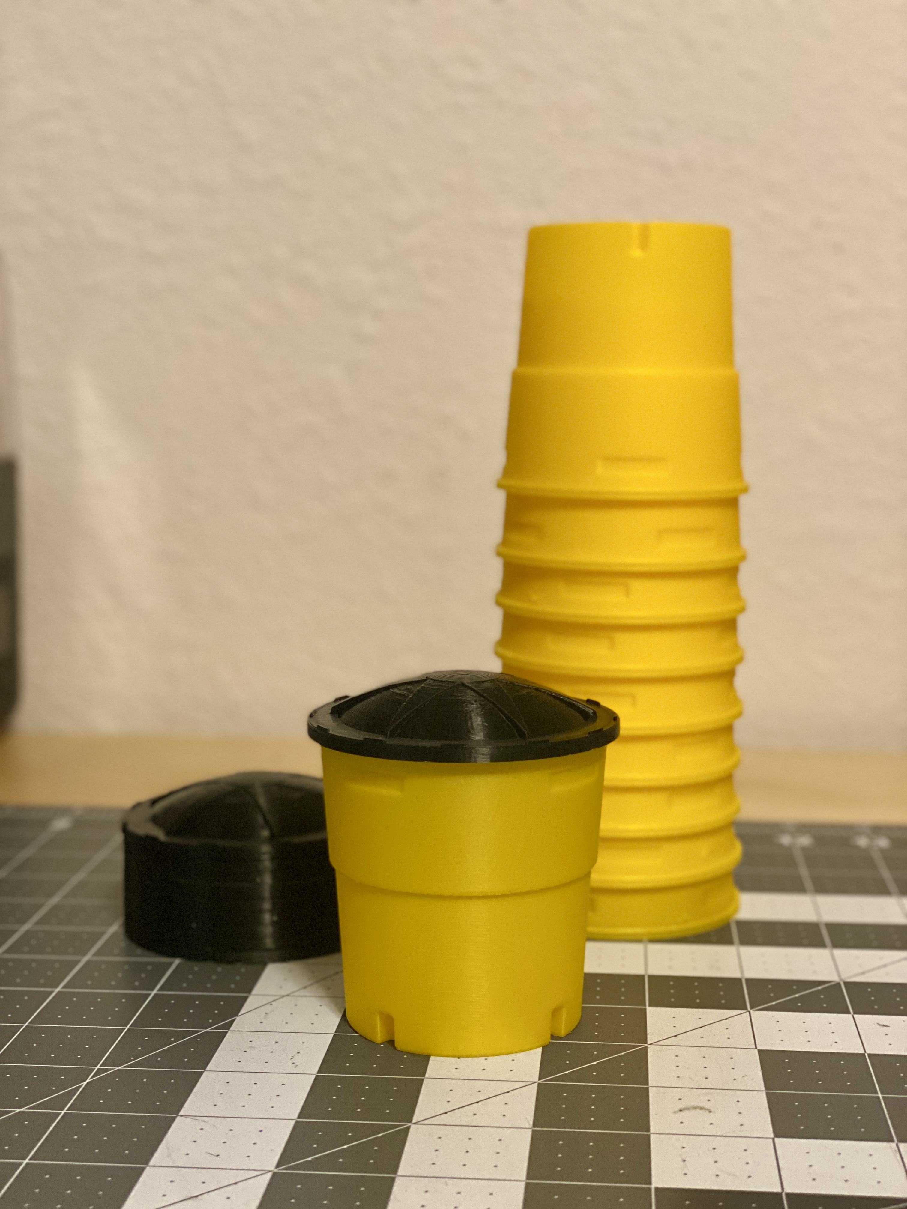 1/12 Scale Sand Barrel with Removable Snap Lid