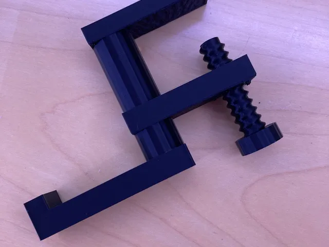 Headset hanger