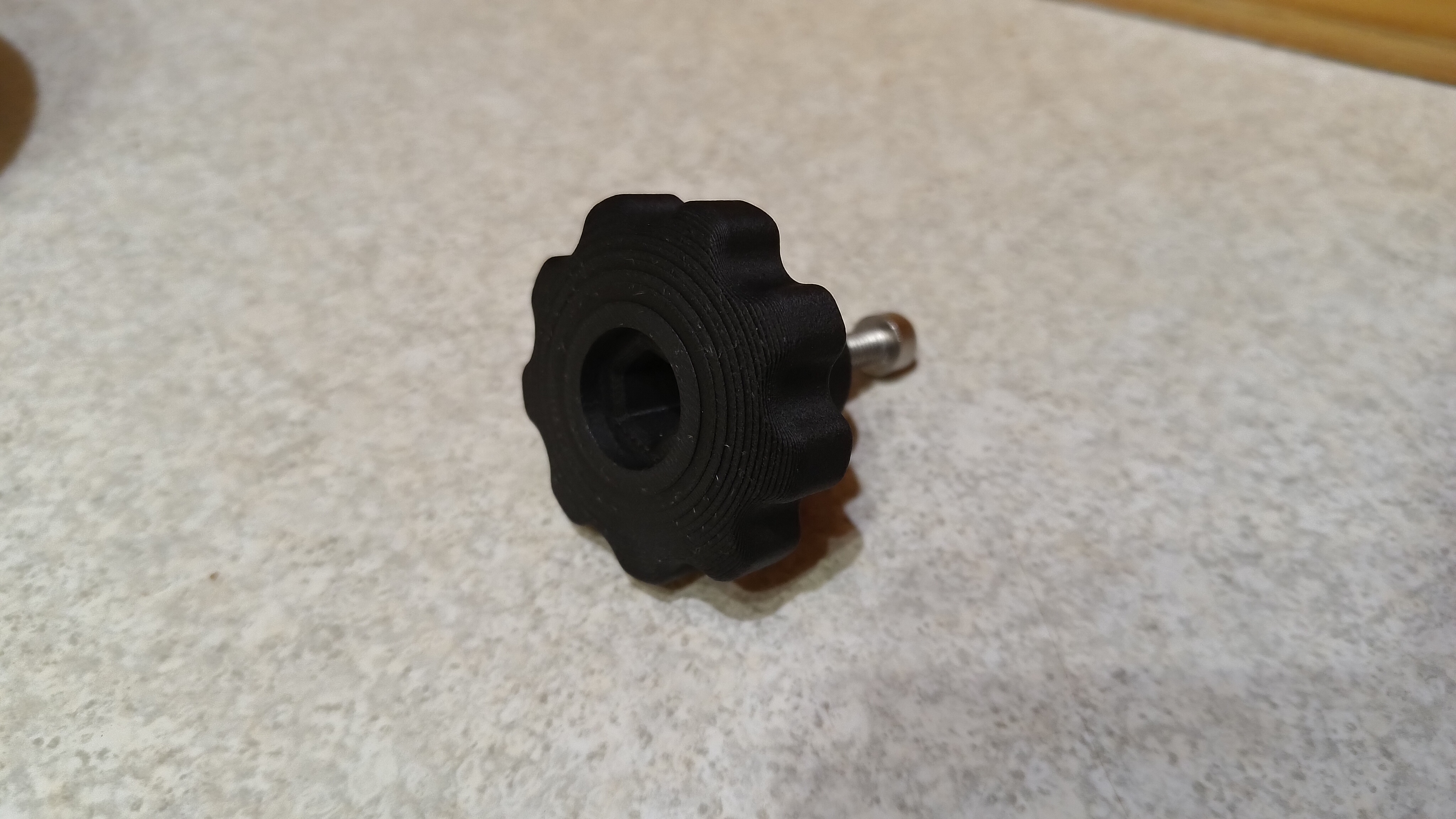 Knob for M6 nuts & bolts — miniatura 2