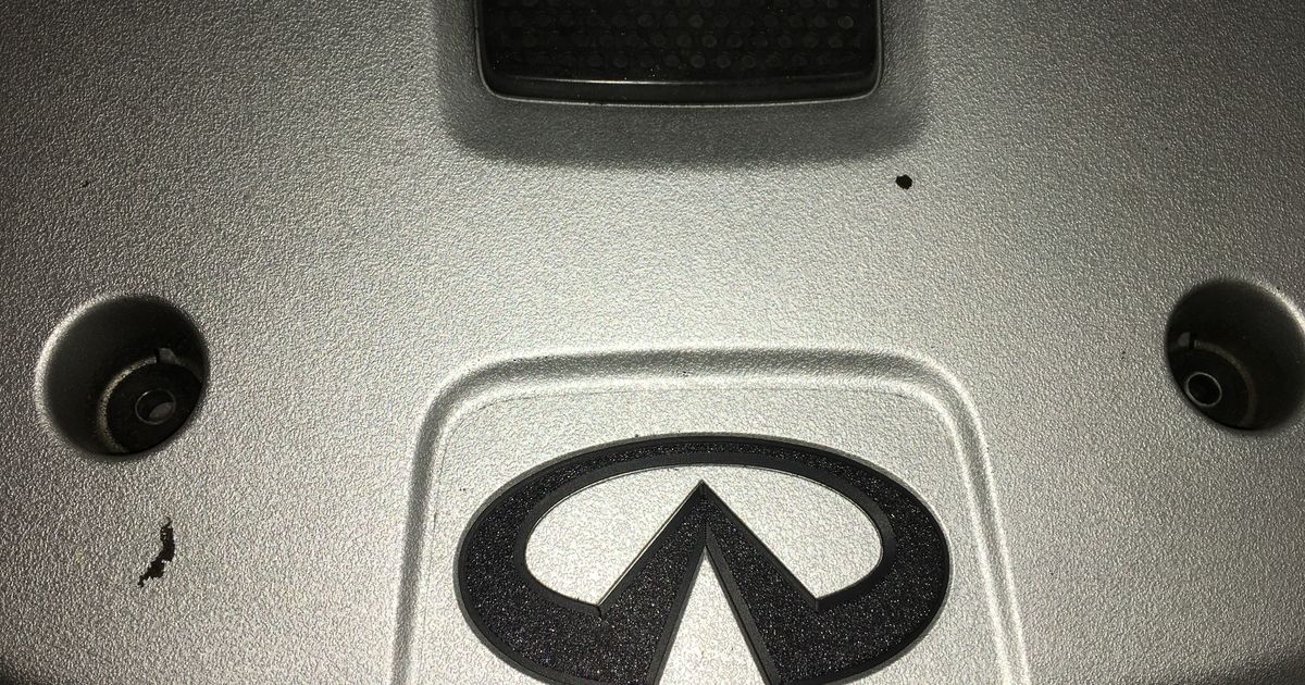 G35, G37, Infiniti, VQ35HR, VQ37HR Engine Cover Emblem Logo by PEZ3D