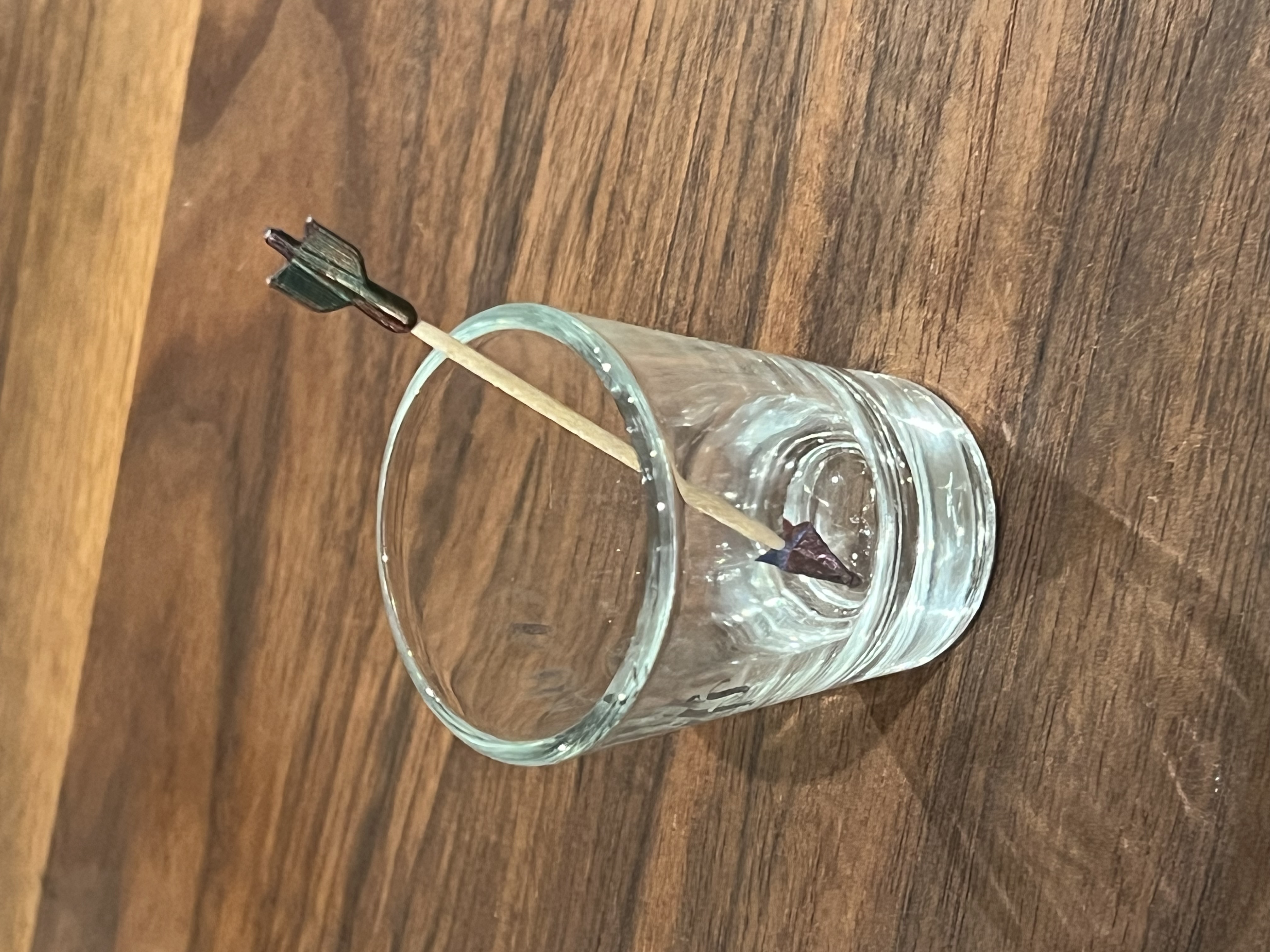 Arrow (toothpick decor)