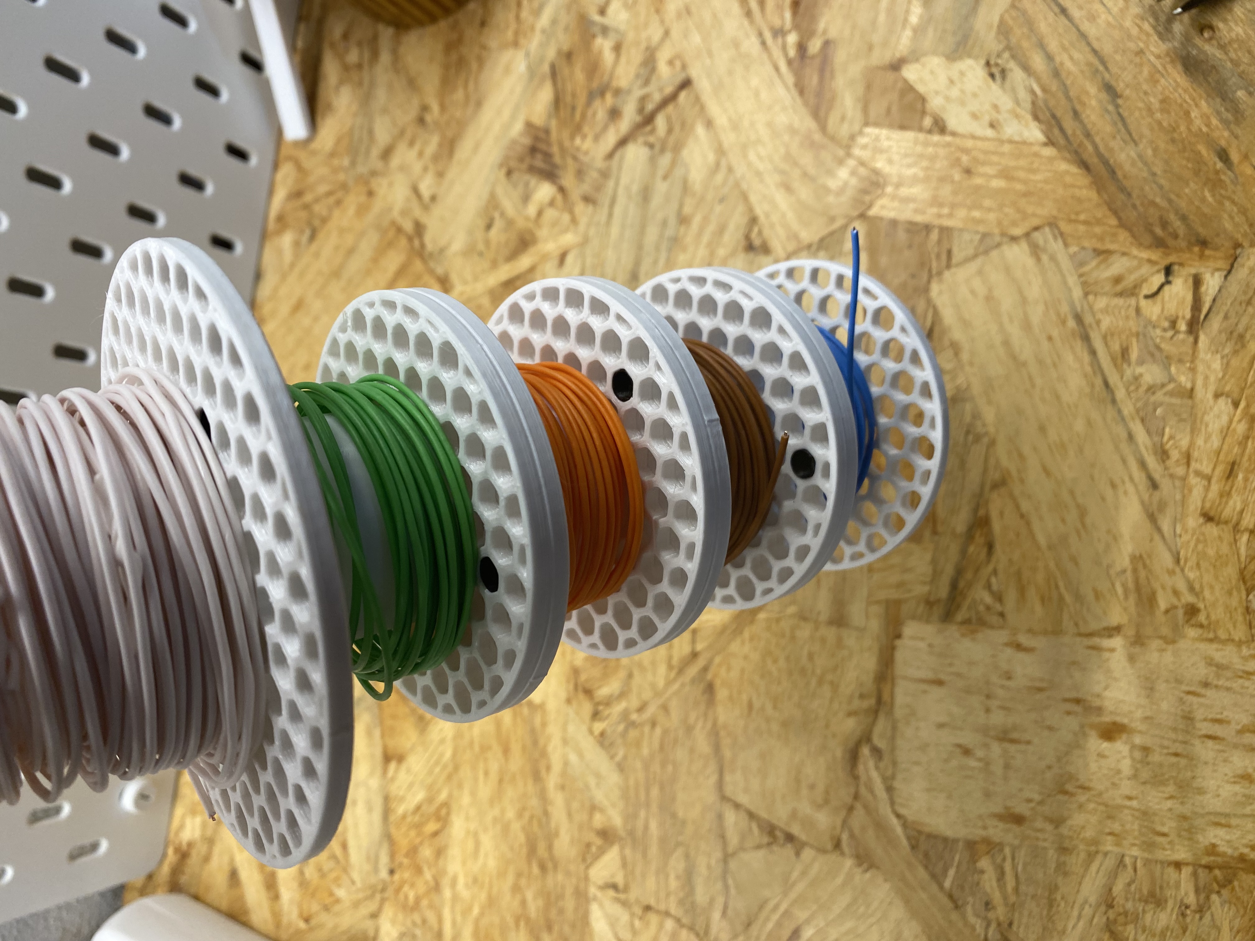 Miniatura 2 do modelo 3D Parametric/Hexagon Spool Connector