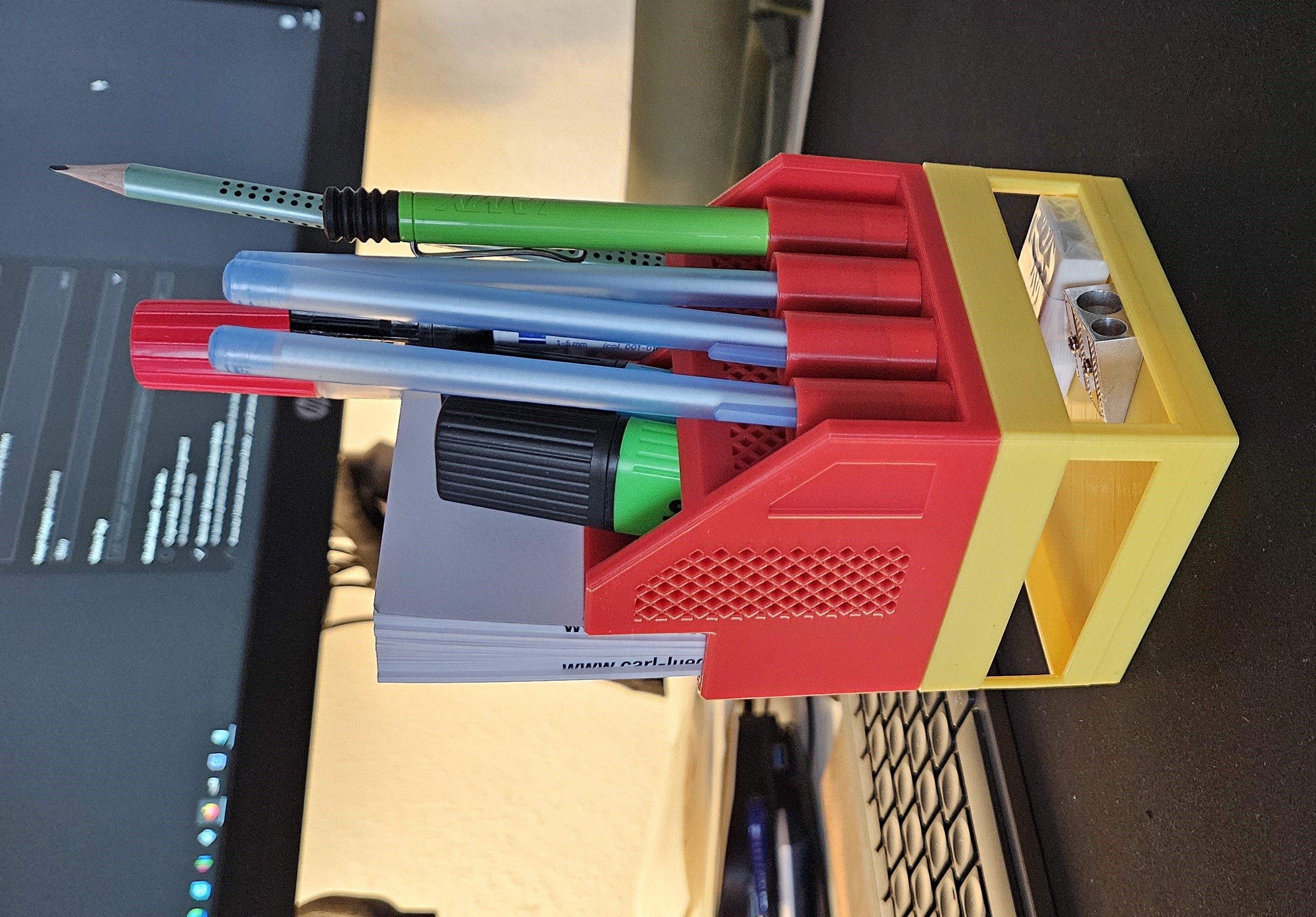 Desktop Organizer (Remix)