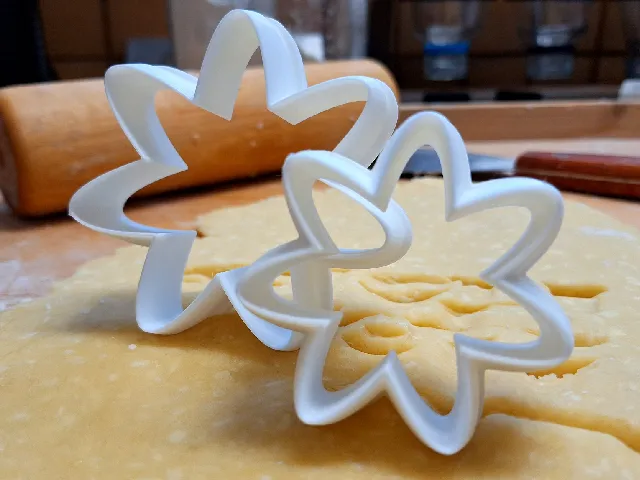 Gebäck-Ausstecher, 7er Blume (die wirklich funktionieren) / Cookie cutter, flower (which really work)