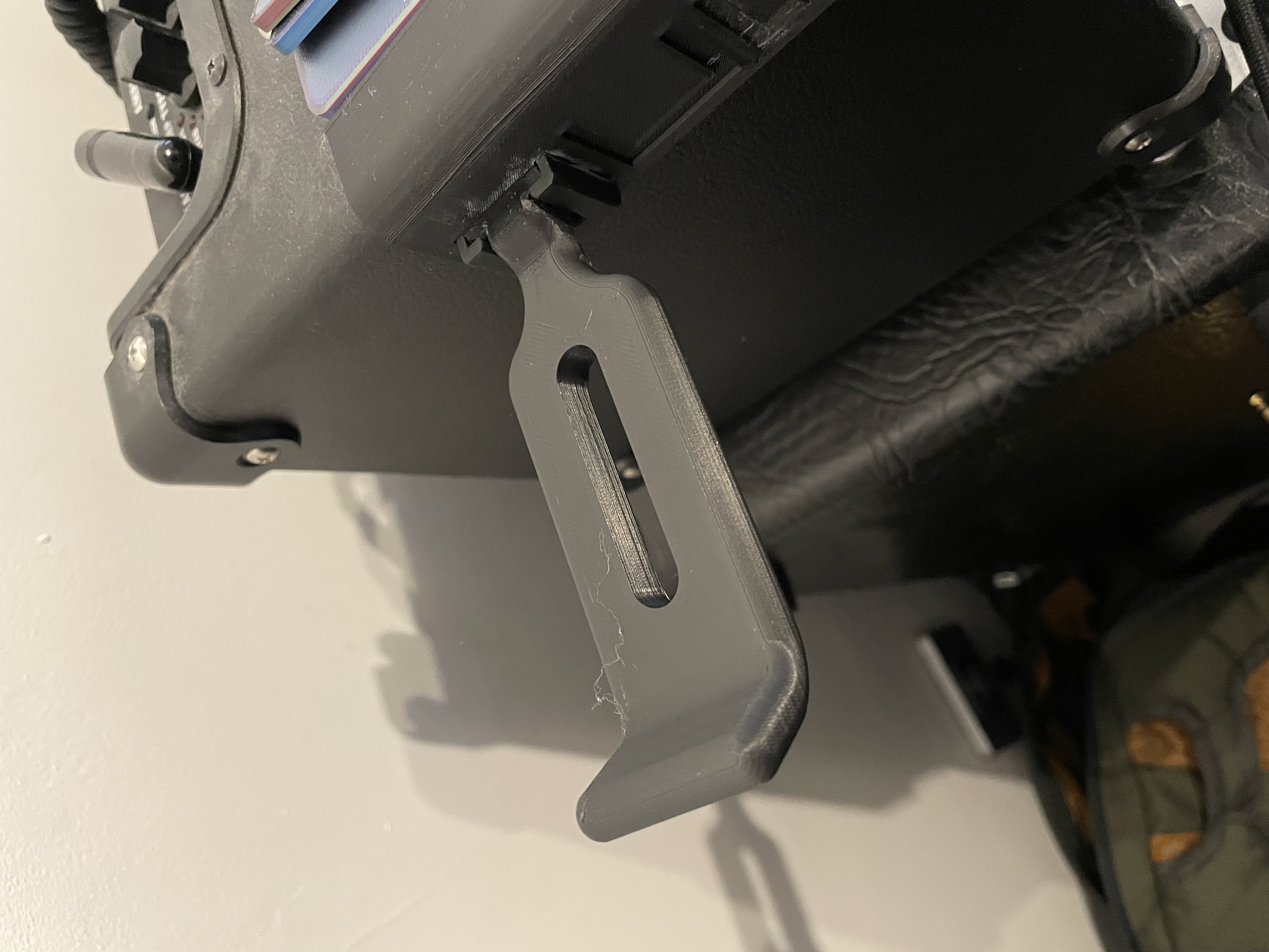 headphones/cable support for boss katana
