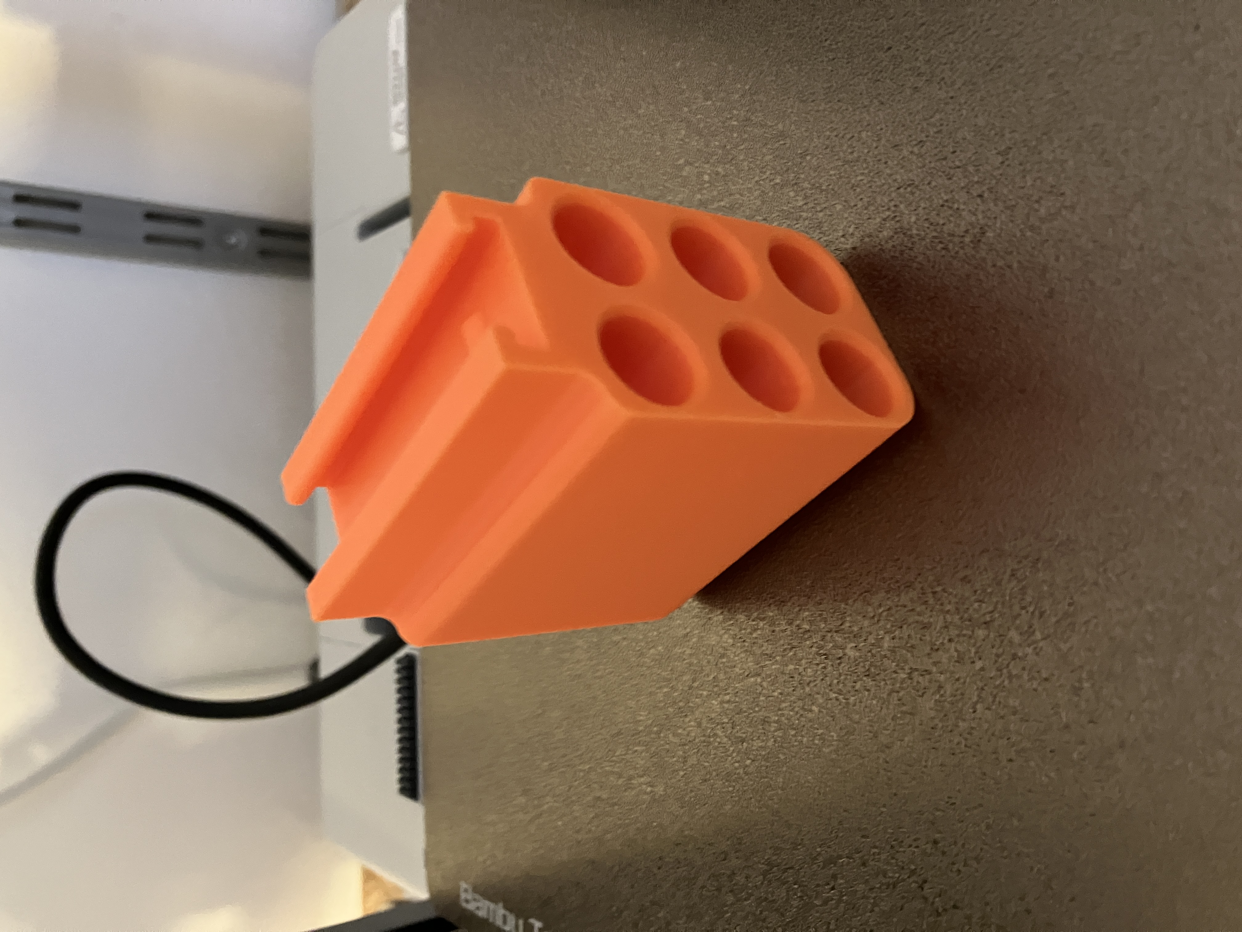 NERF Elite 2.0 Commander RD 6 rail magazine for six darts