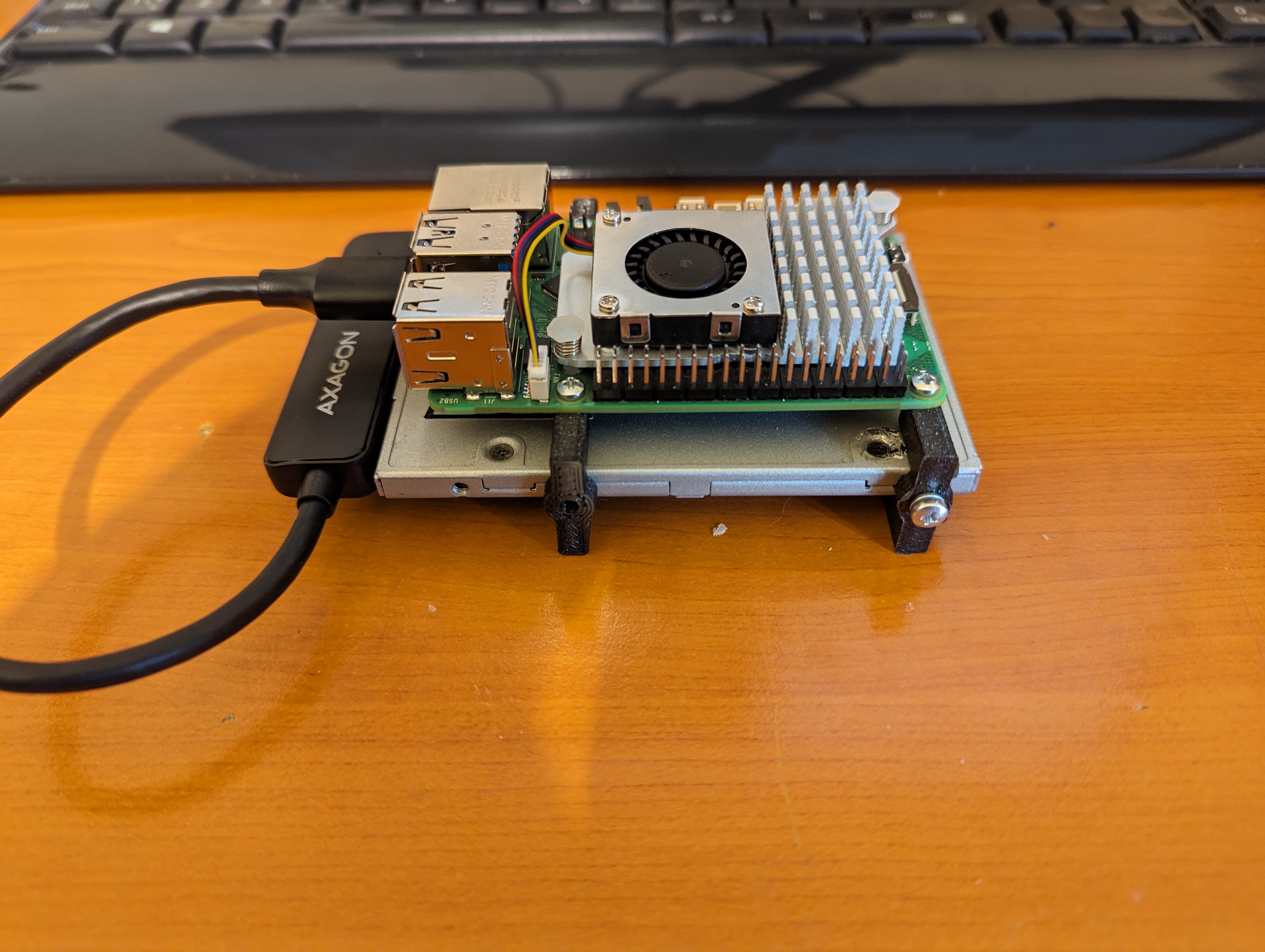 Raspberry pi 2 5 drive mount by mikkol download free stl model