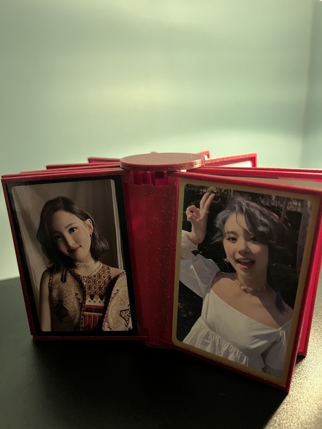 Photocards holder