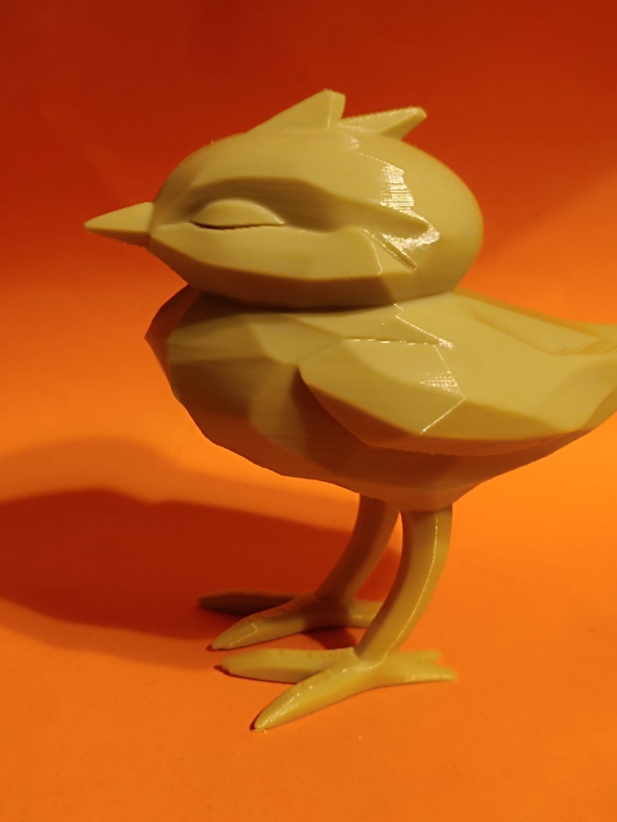 Miniatura 3 do modelo 3D Easter Chick Cute Low Poly Design