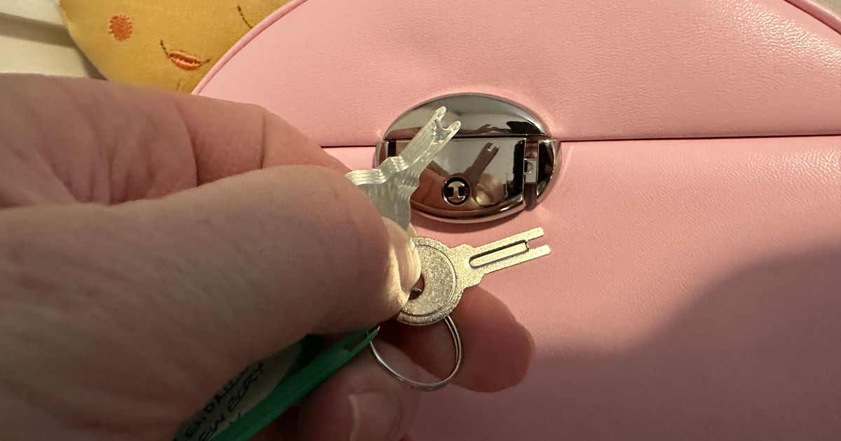 Jewelry Box Key by ICBB Download free STL model