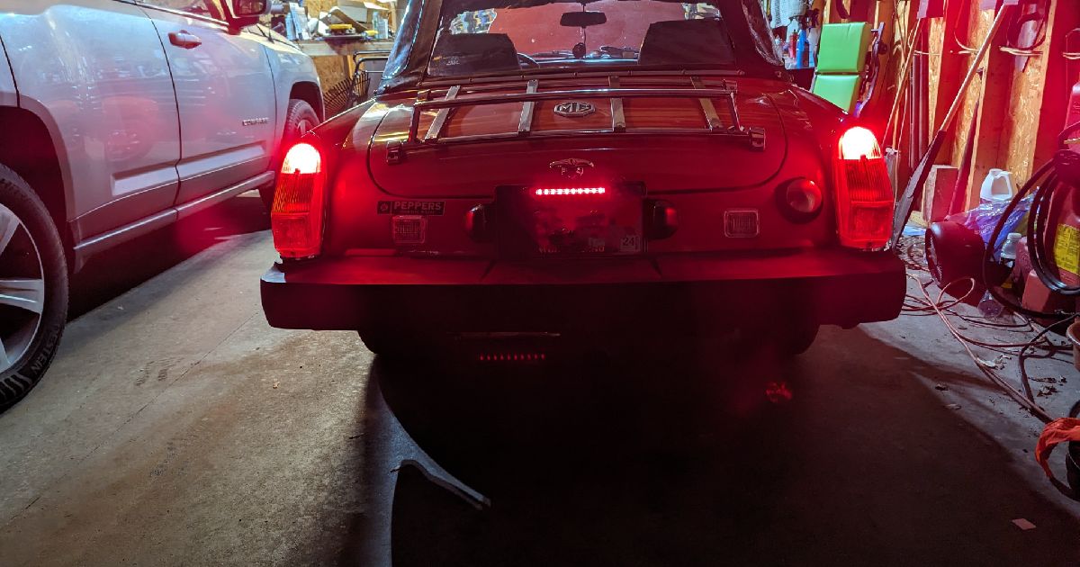 MG Midget 3rd Brake Light Mount by Kevin Wells Download free STL