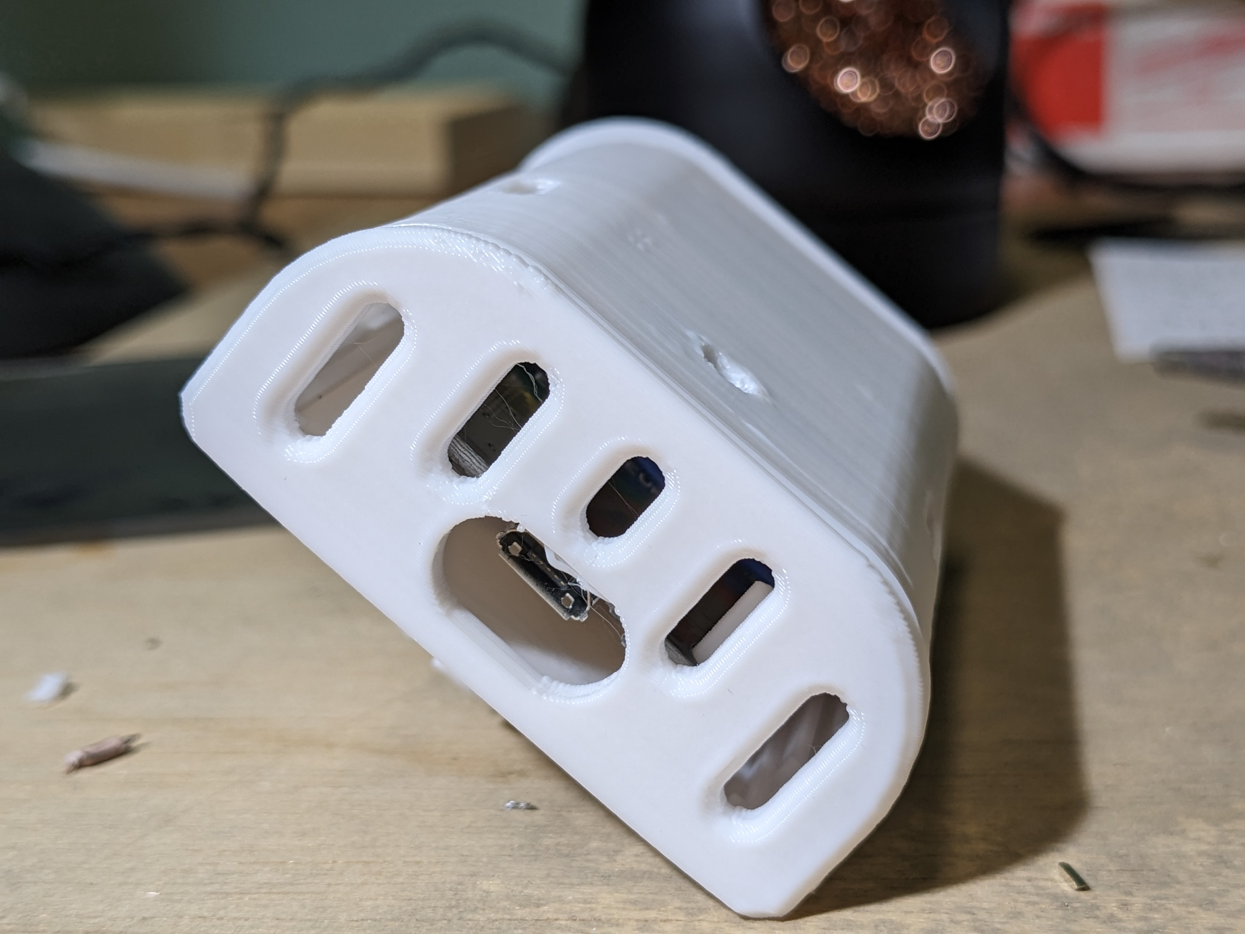 Presence / light sensor case for cheap