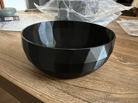 Miska na oříšky k TV - Bowl for nuts for the TV