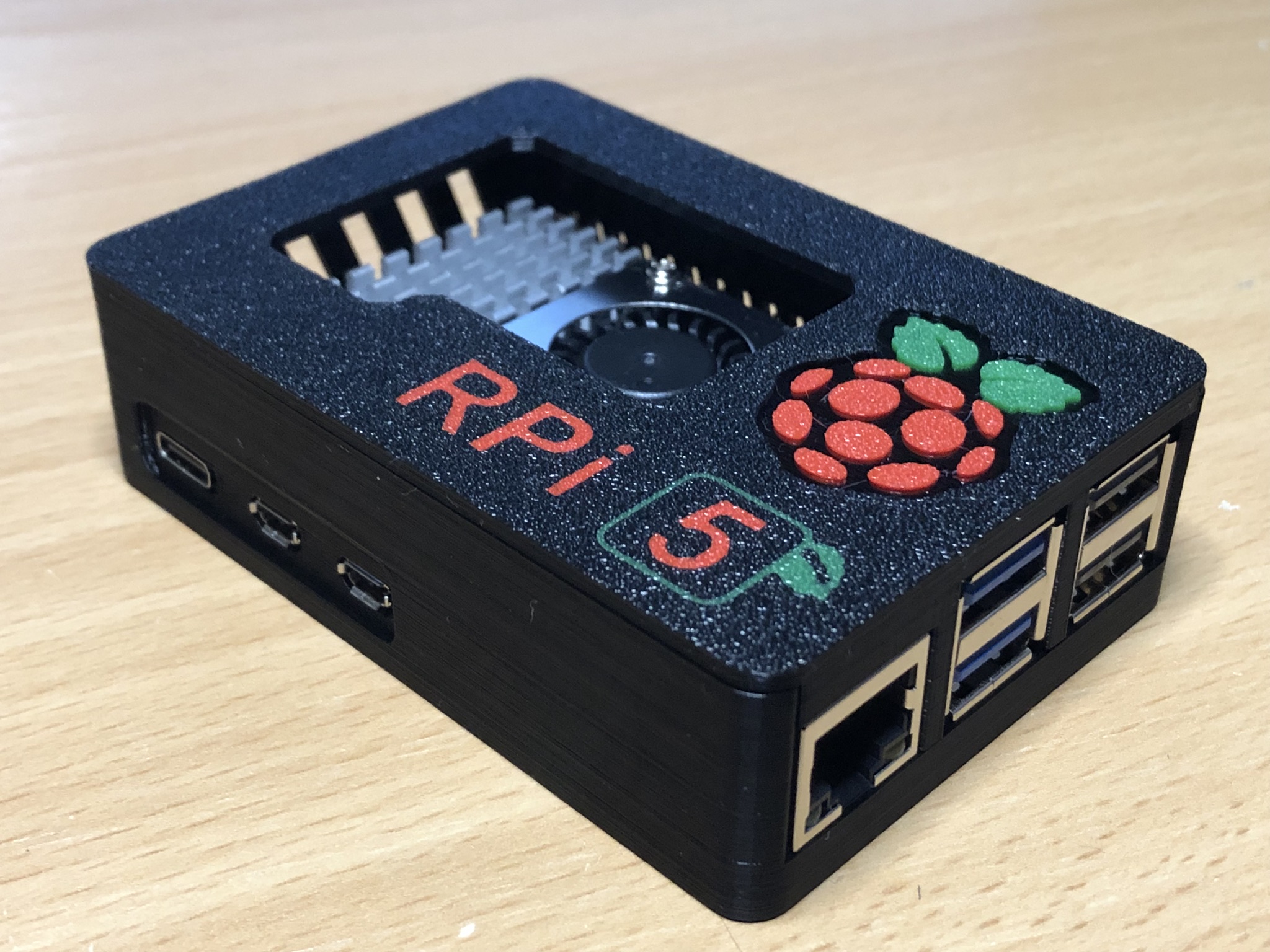 Raspberry Pi 5 Case by iZboxo | Download free STL model | Printables.com