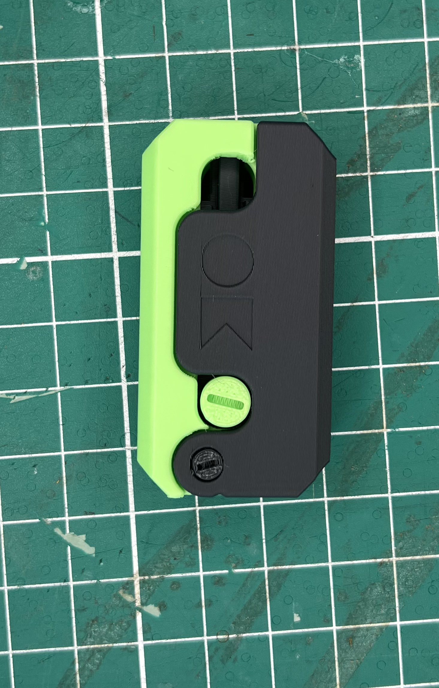 Gravity Knife Middle Finger 8 bit By LatDesigns Download Free STL let-cricket-happen-between-both-countries-shahid-afridi-s-request-to