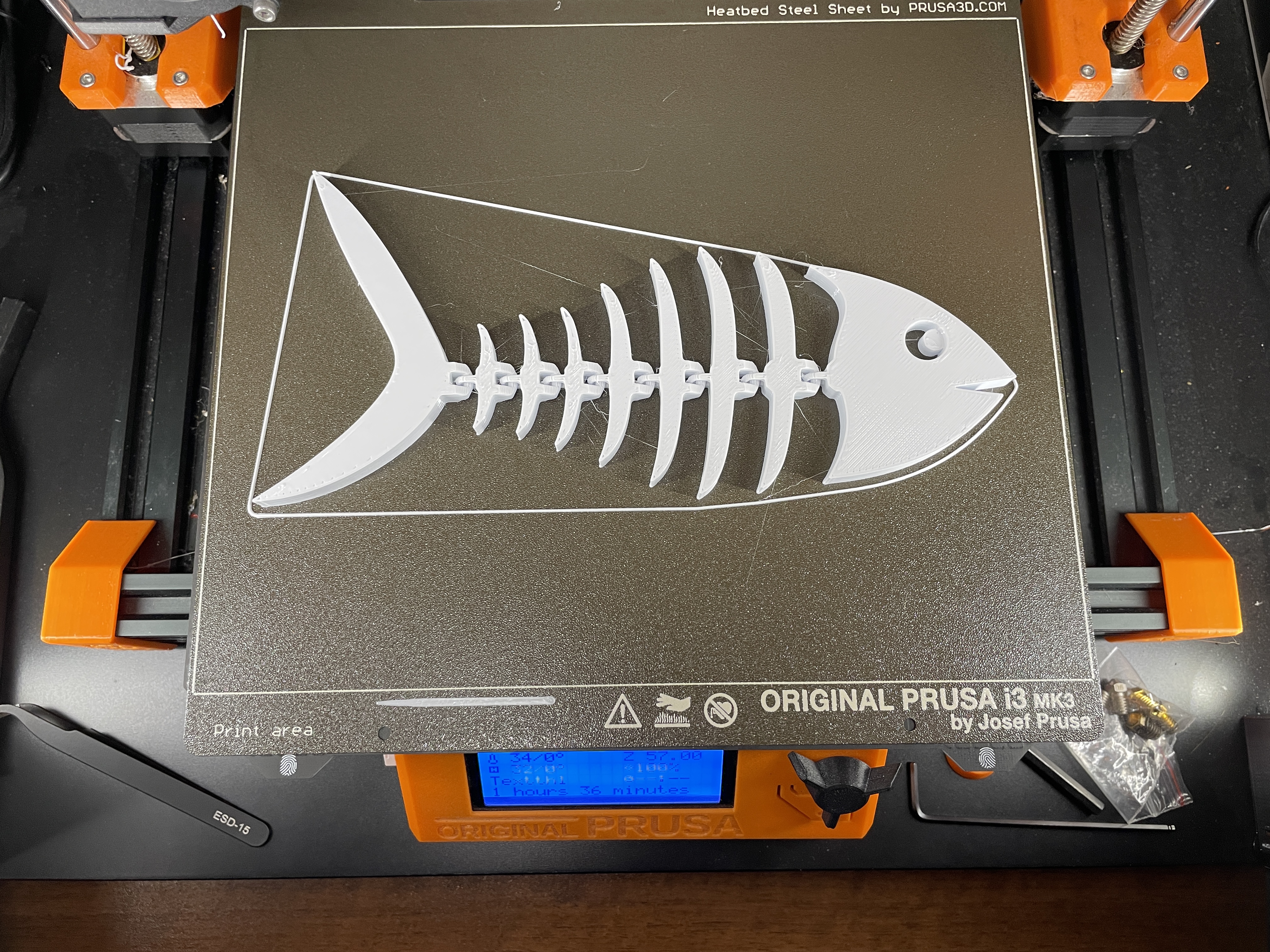 Miniatura 2 do modelo 3D Articulated fishbone
