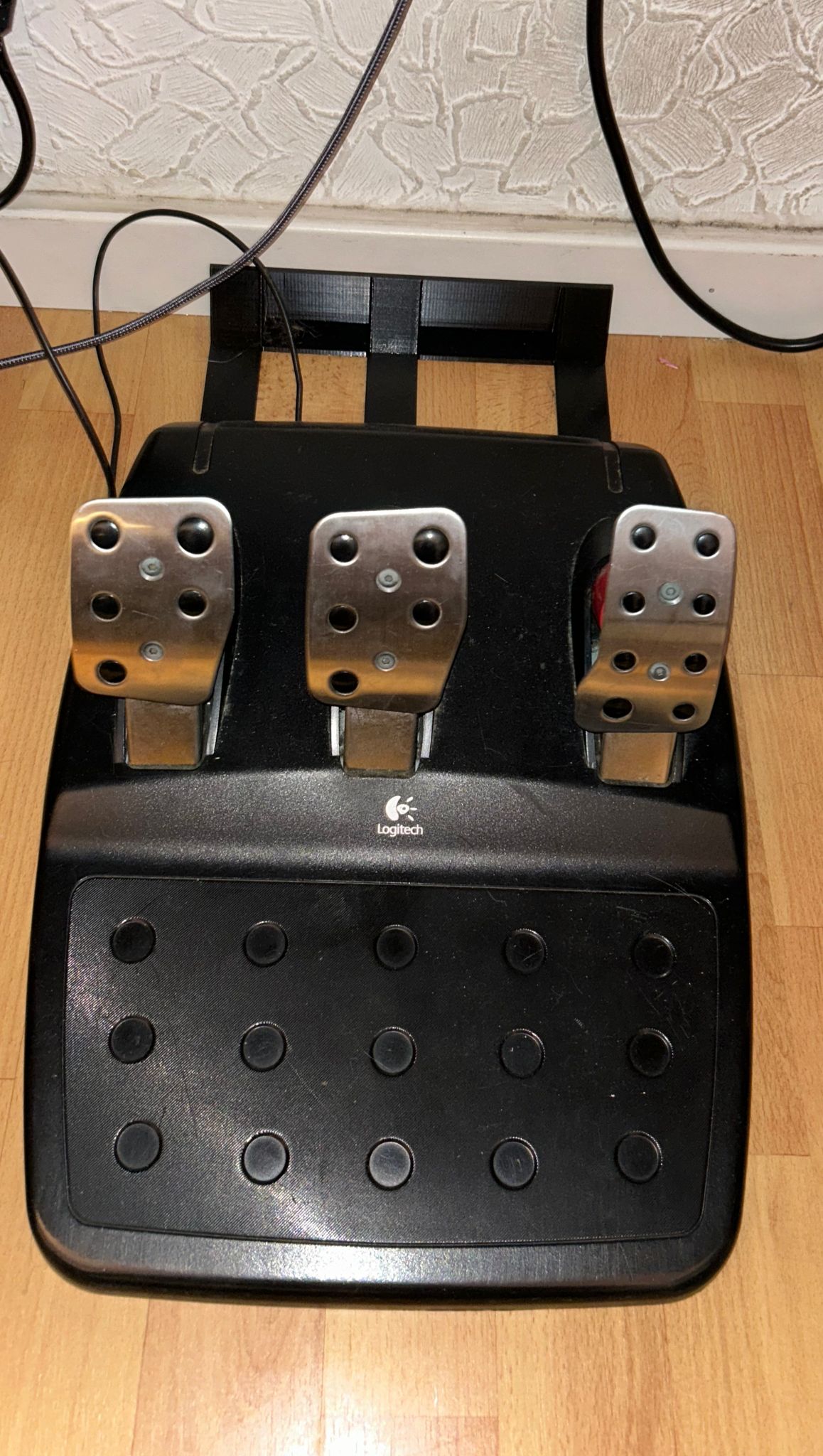 Logitech G25 Wallspacer 100mm