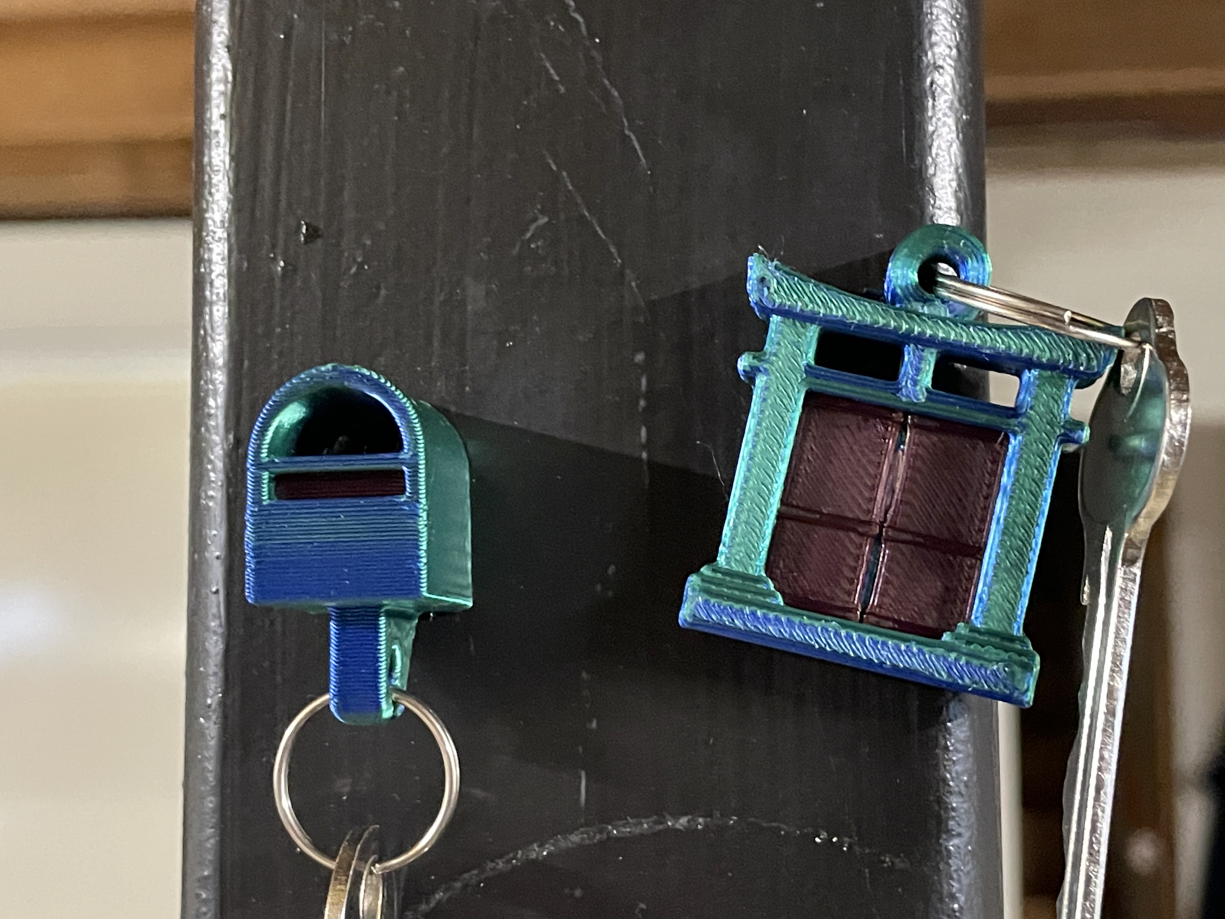 Gate and Letterbox Keyrings - magnetic and multi-material