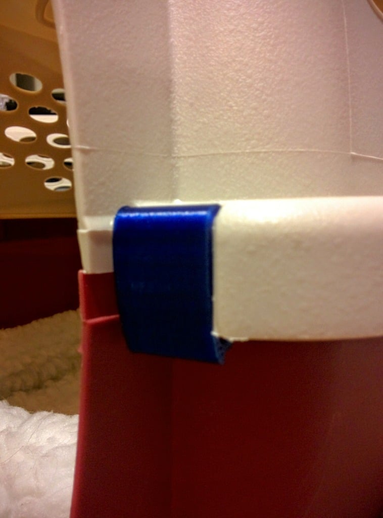 Petmate Kennel Cab Latches by jcox10 Download free STL model