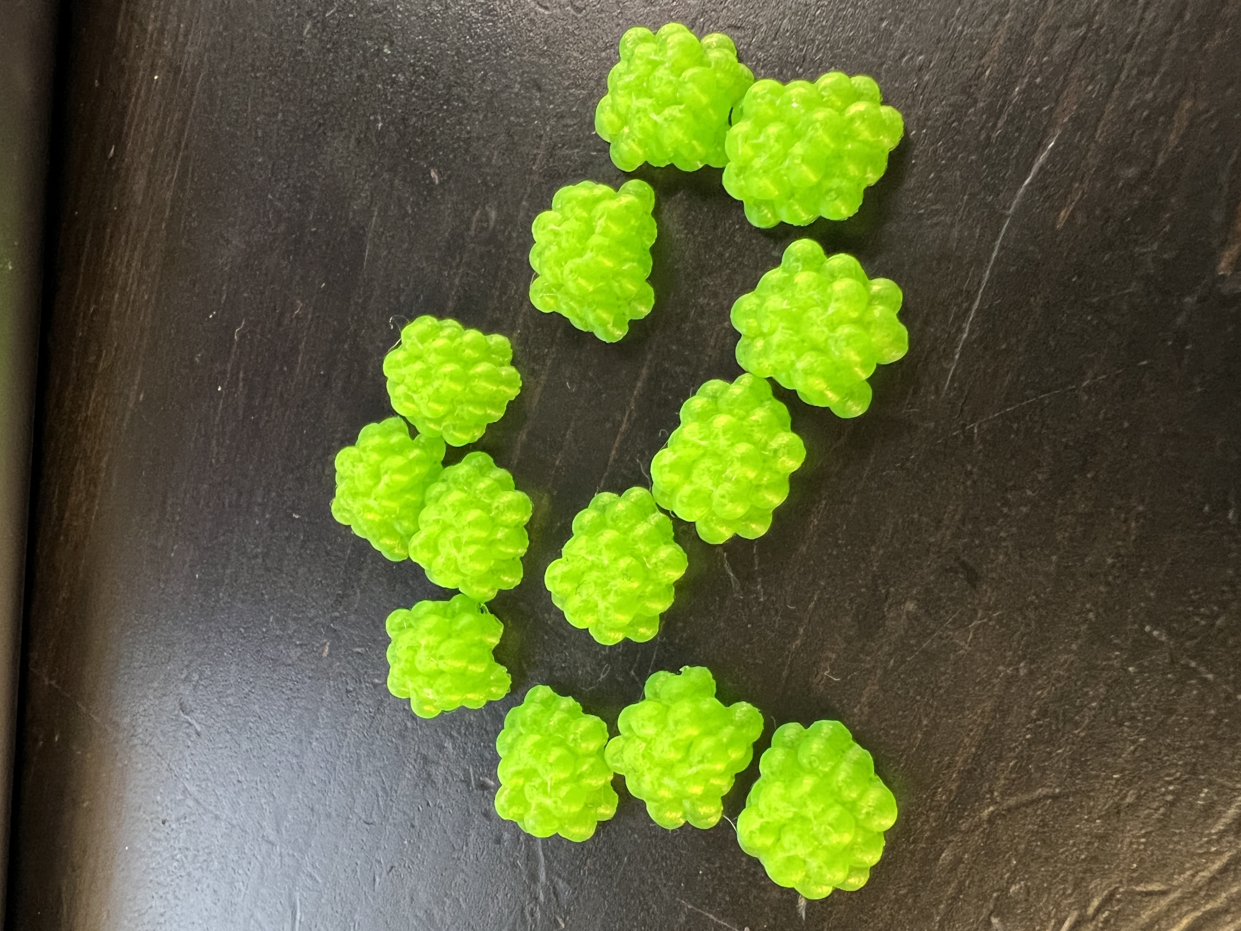 Tiny Caviar / Fish Eggs - made for Finspan
