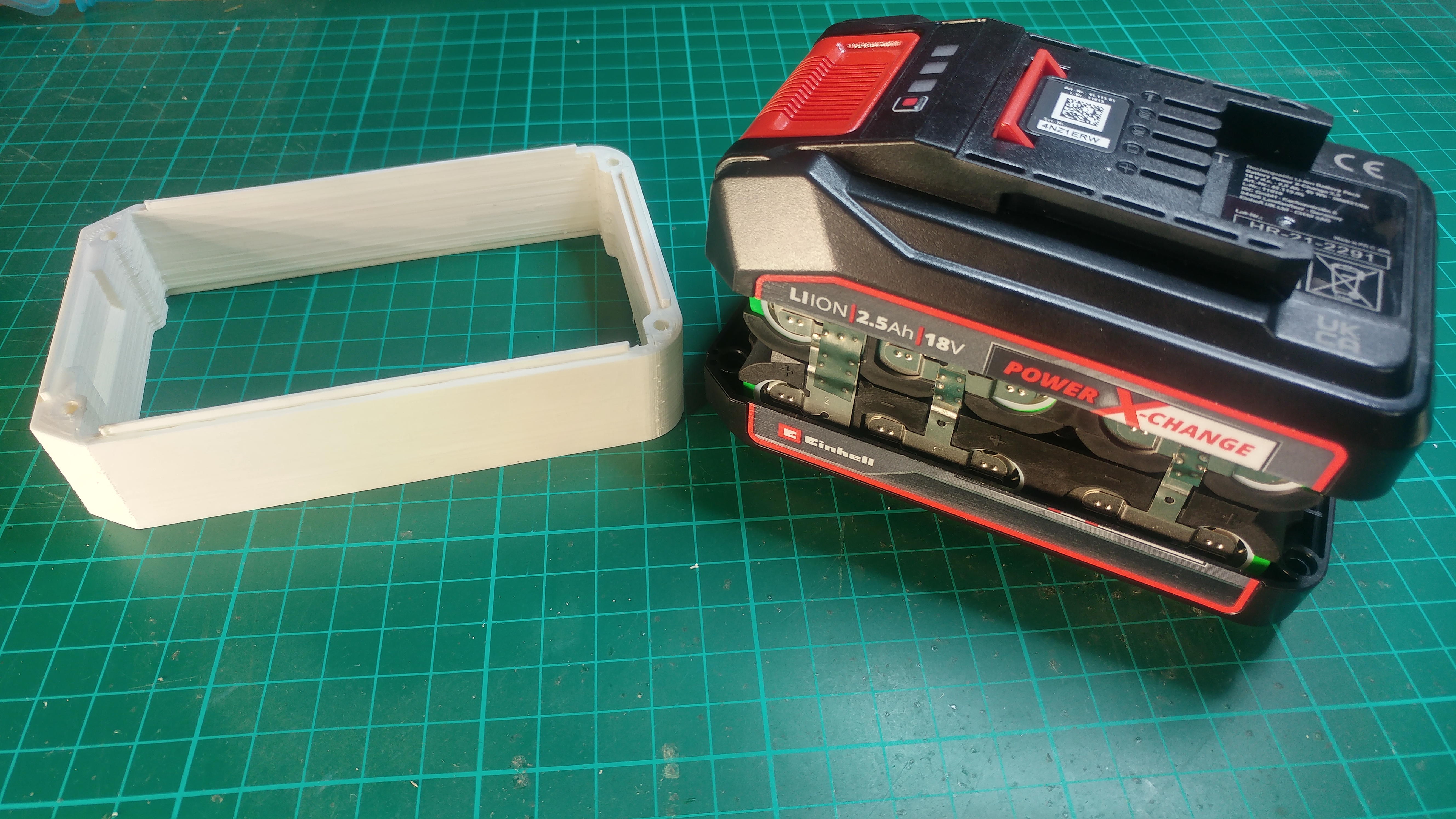 Einhell battery pack spacer