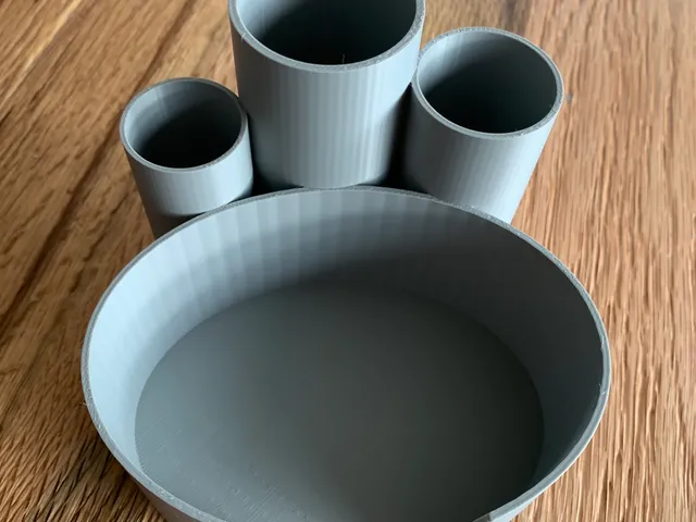 Oval cotton pad and tube holder