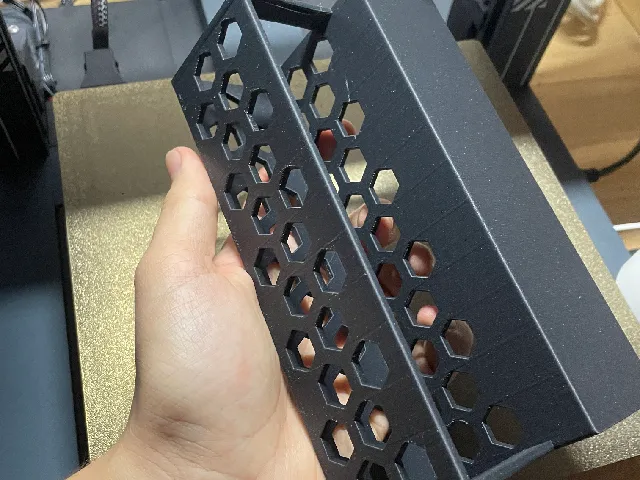 Sponge holder