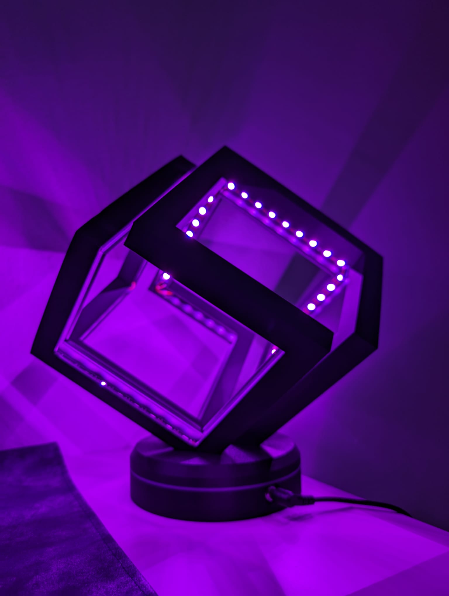 infinity-cube-light-flat-electronic-base-by-testomane-download-free