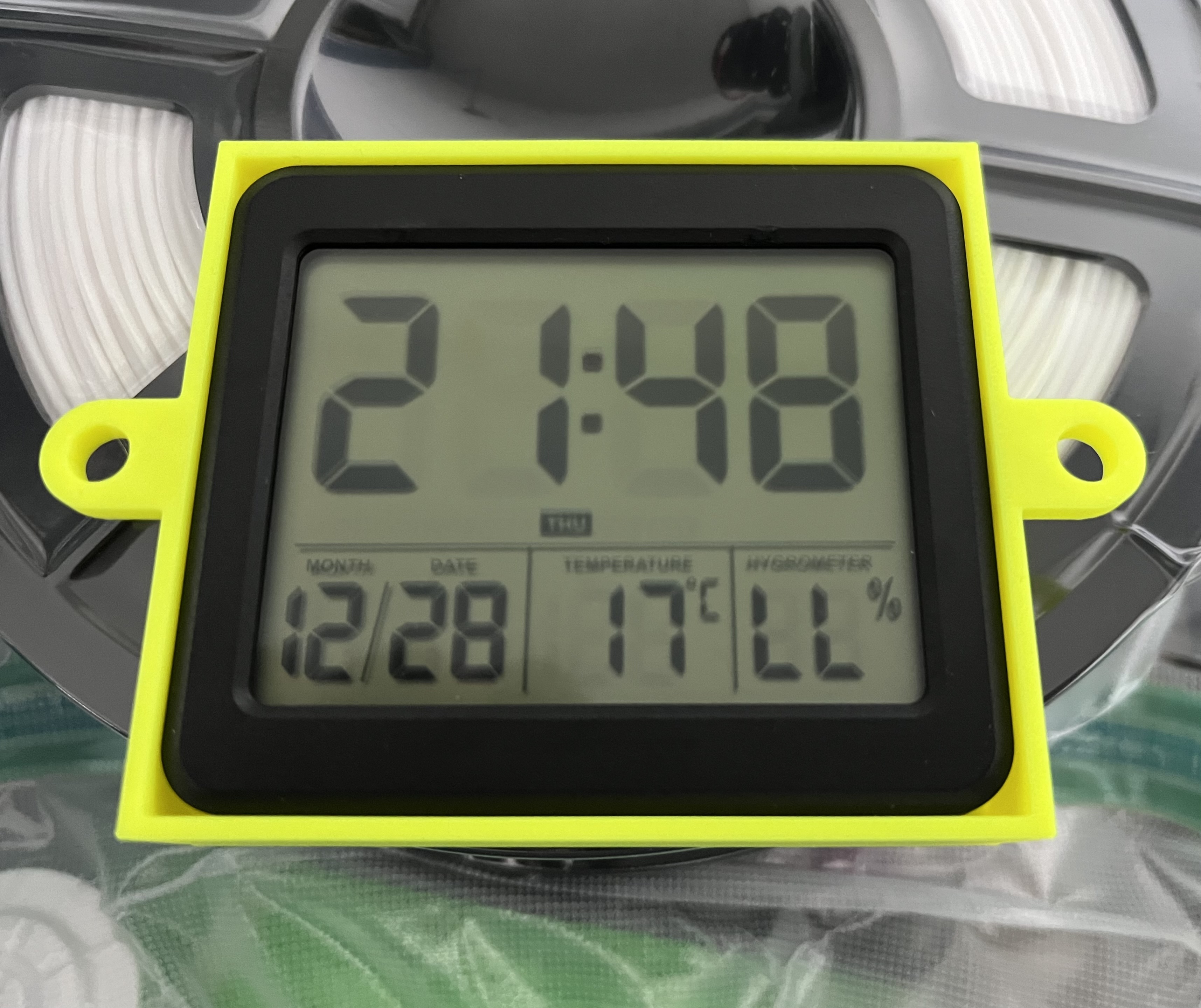 Thermo-Hygrometer Holder by Redfoxert | Download free STL model ...