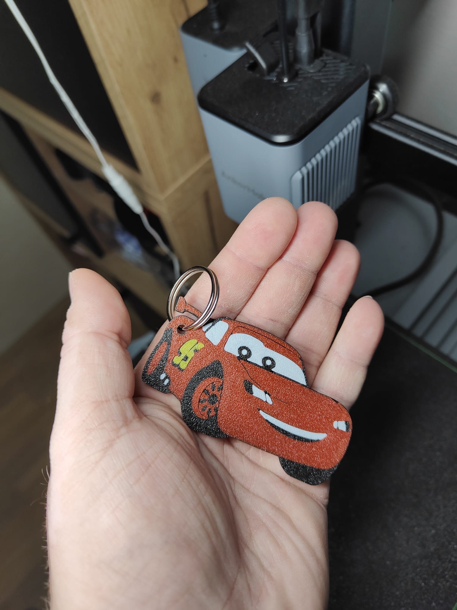 lightning-mcqueen-from-the-cars-keychain-by-wintercze-download-free