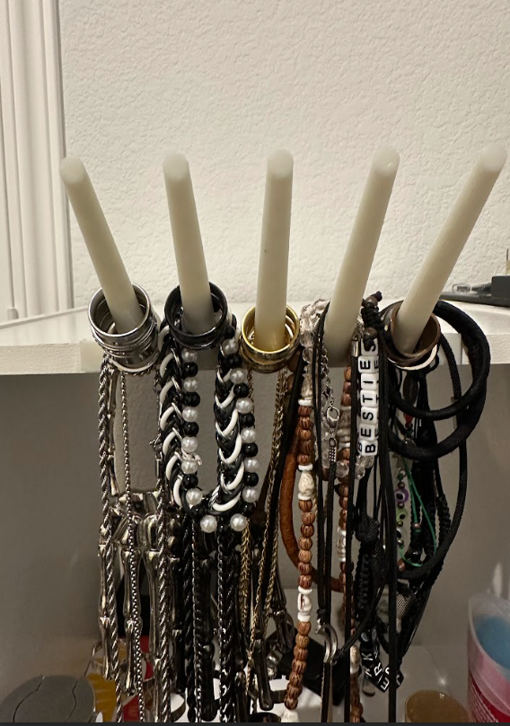 mounted jewelry holder by Braylon | Download free STL model ...