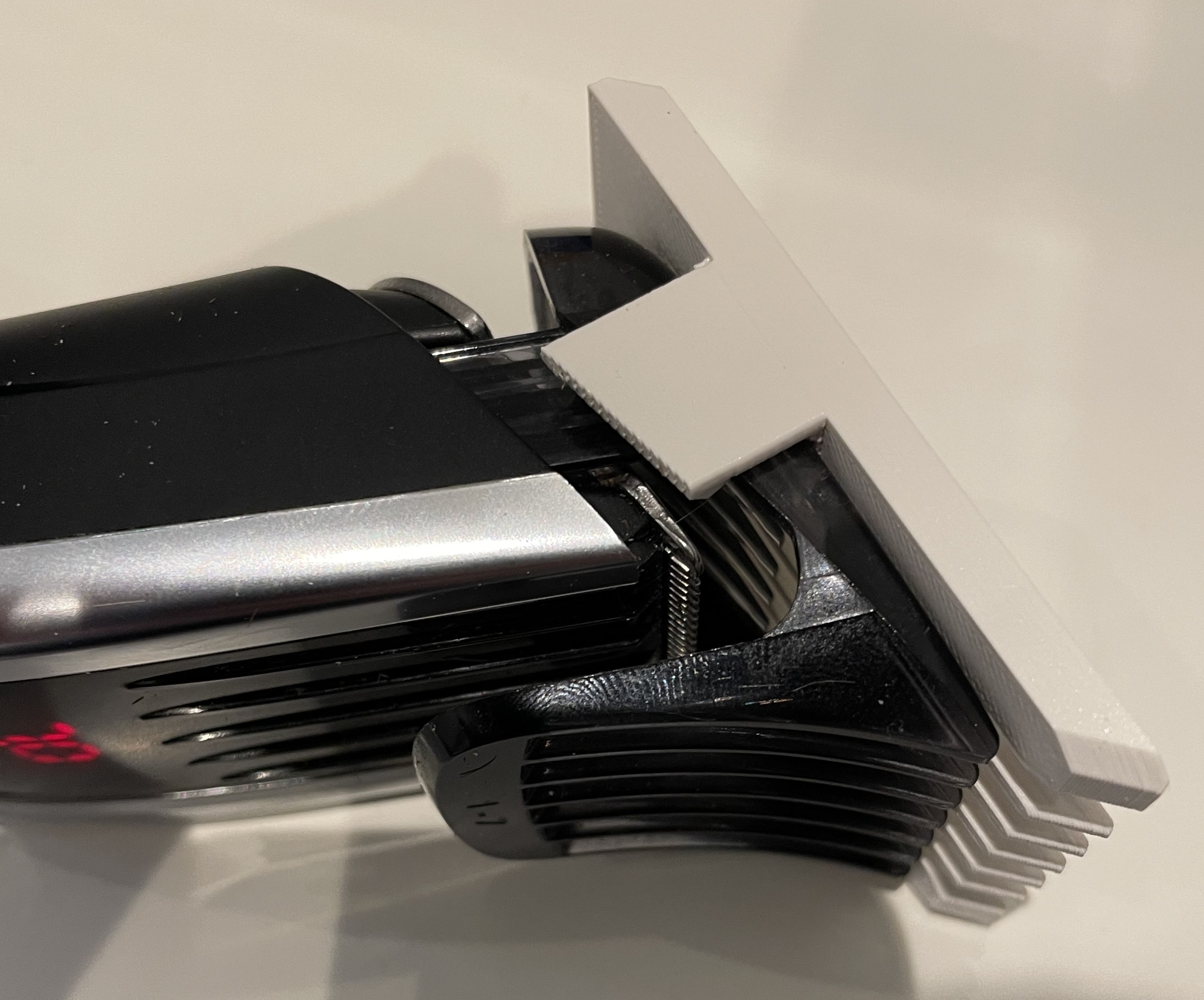 Philips HC7460 trimmer clip-on by MrBramme | Download free STL model ...