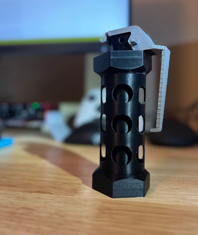 M84 STUN Bombası (CSGO Flashbang) (Sadece Plastik Aparattır!!!)