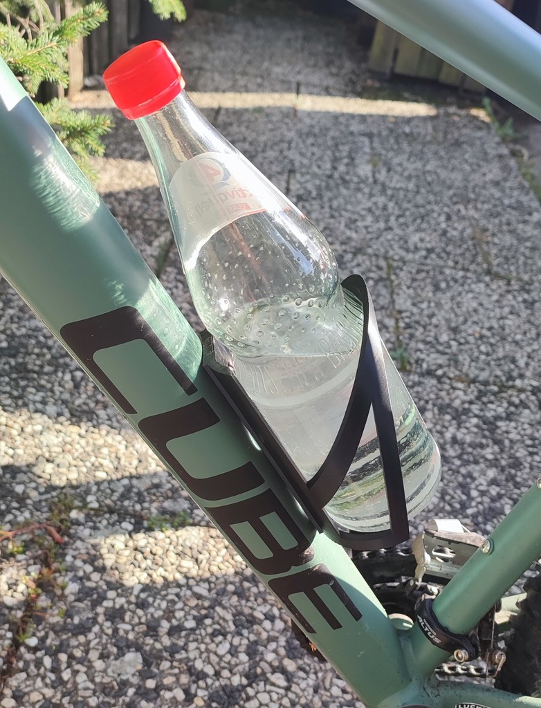 Bicycle bottle holder by wwlarsww Download free STL model